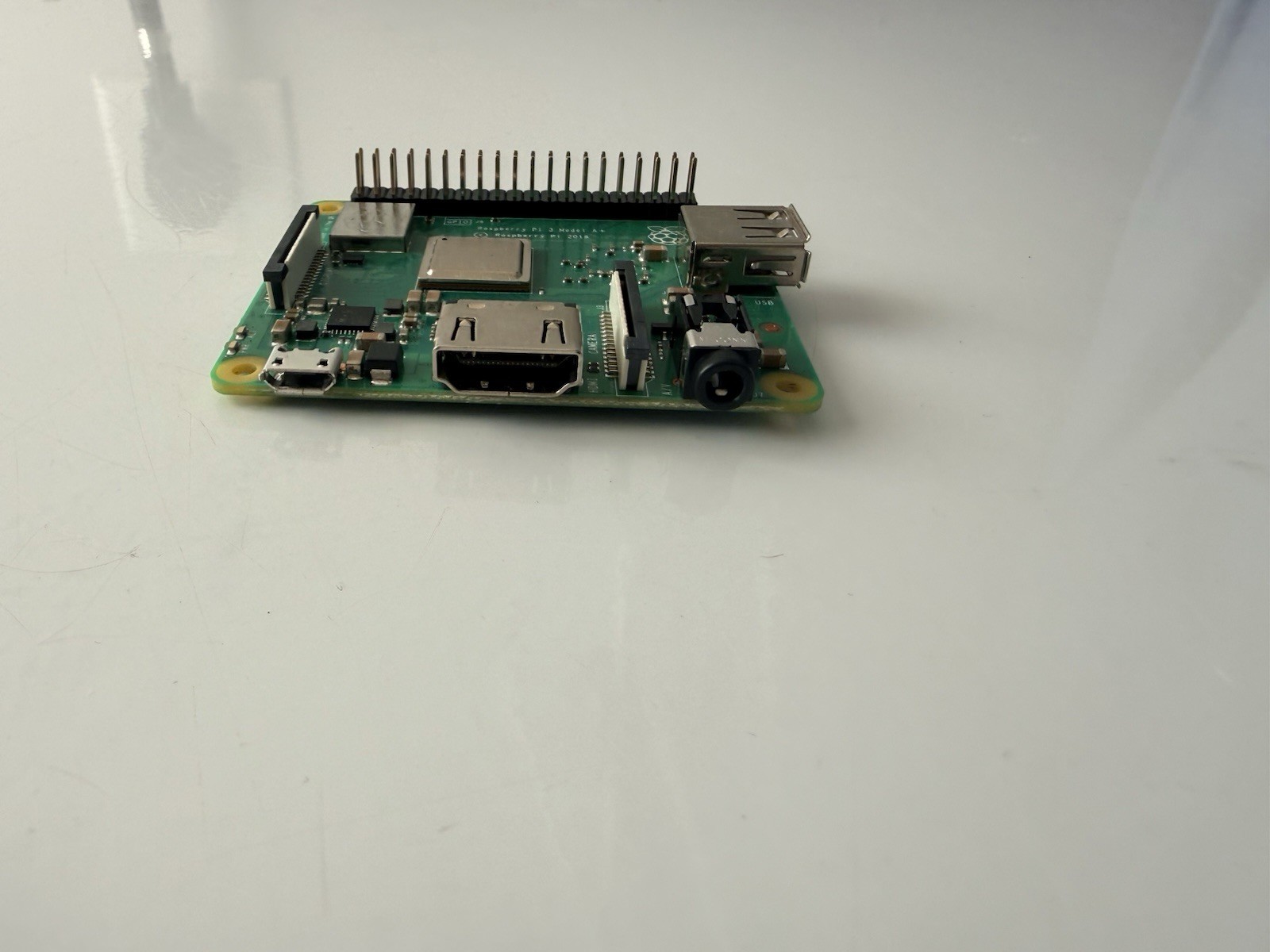 Raspberry Pi 3 Model B Single Board Computer 1GB RAM USB Ethernet HDMI