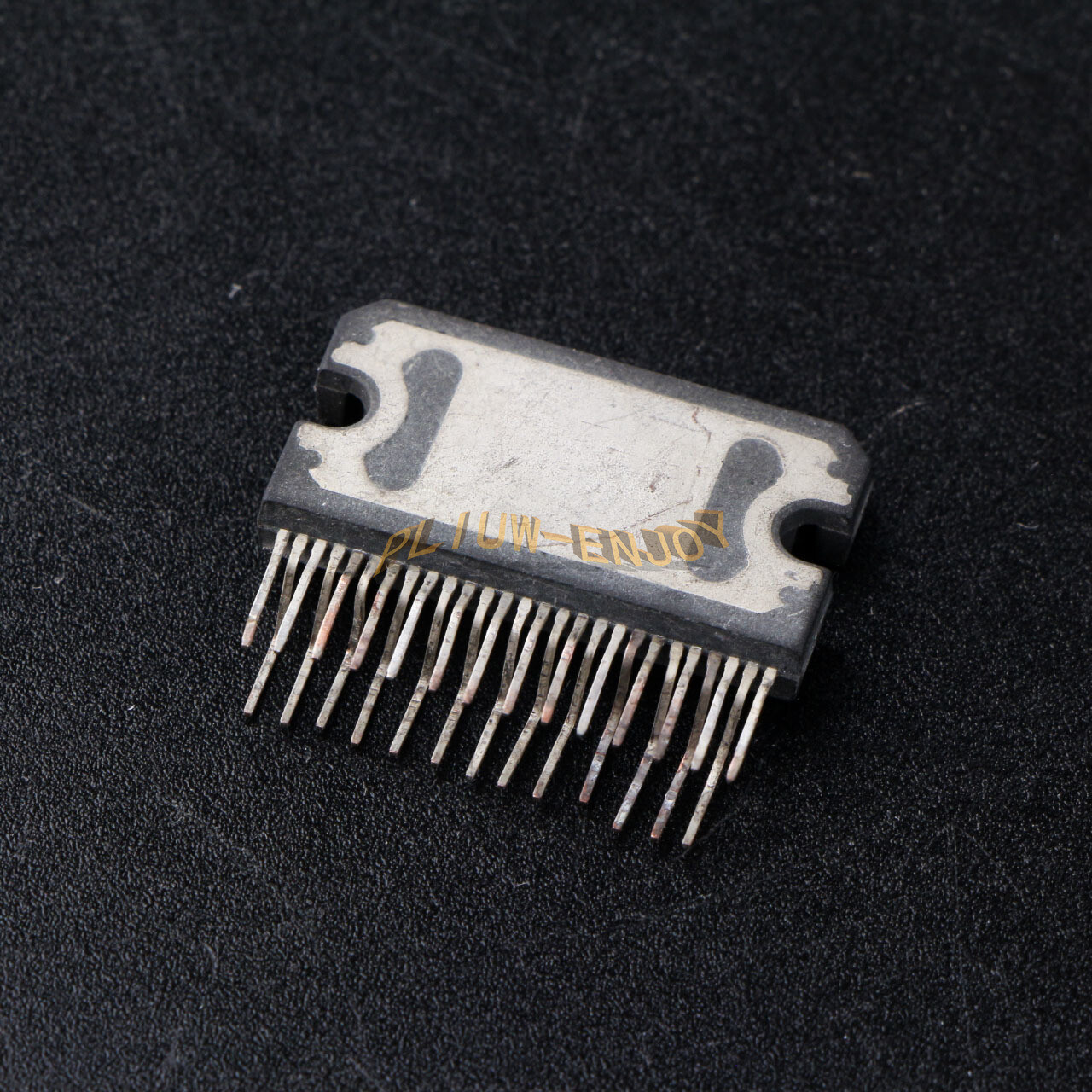 NEW 1PCS TDA7850A ST Encapsulation:ZIP-27 Audio Power Amplifier IC