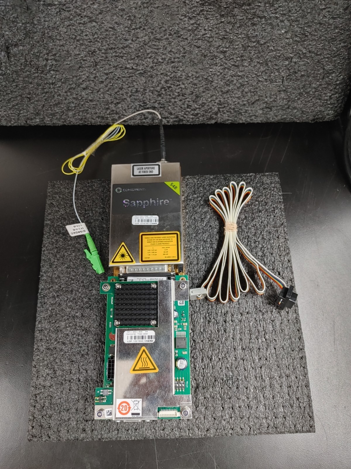 COHERENT SAPPHIRE 548-300 FPT FT Titan Laser Head w 101-343-400 Controller