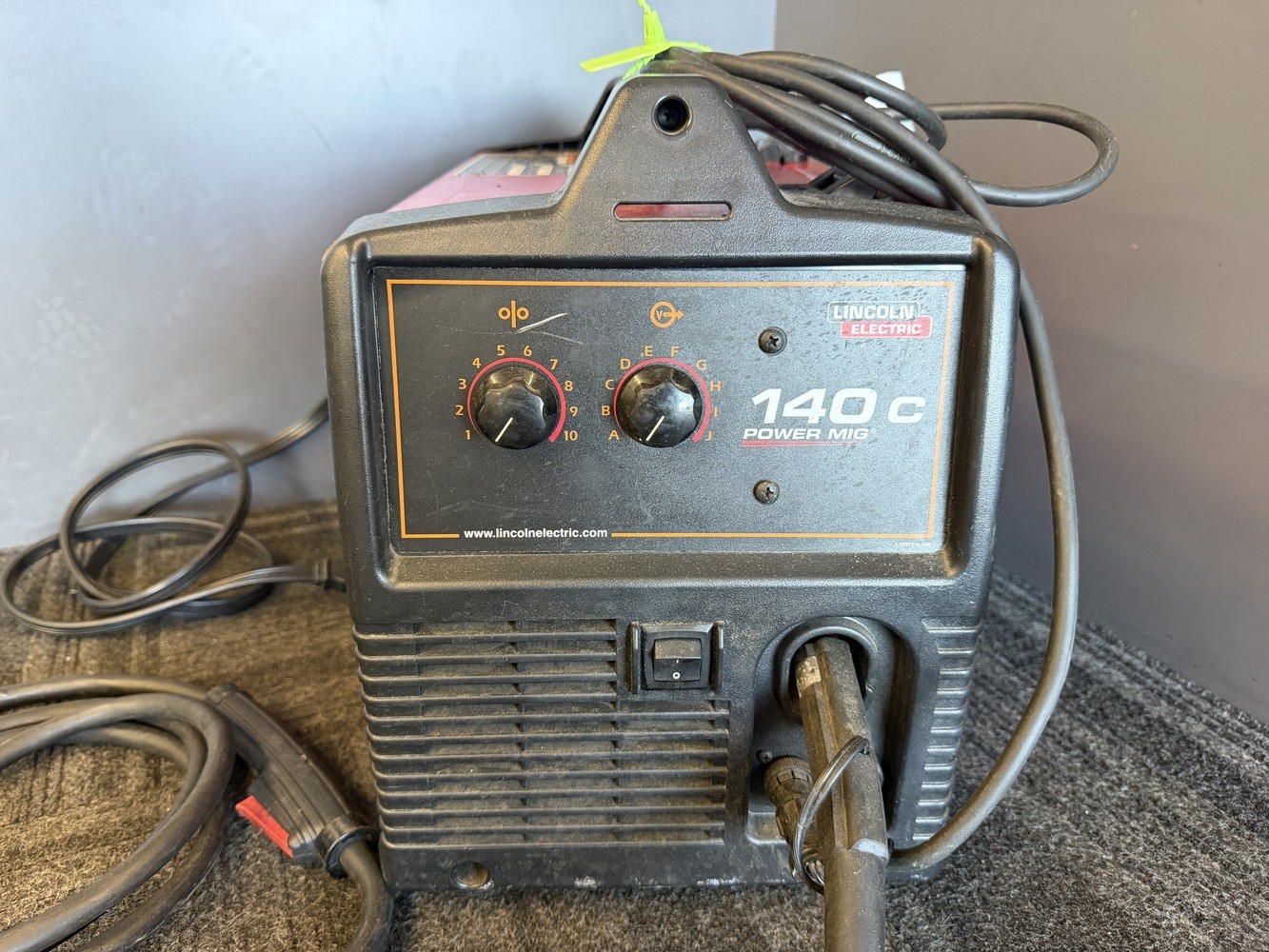 Lincoln Electric Power MIG 140C MIG Welder