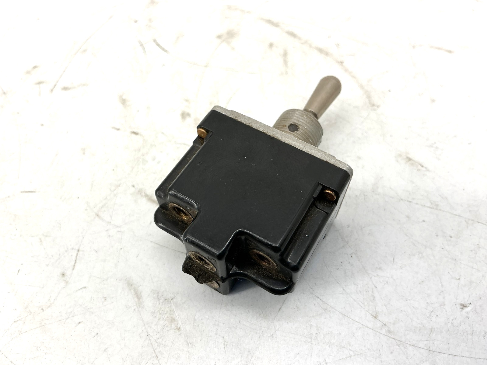 Microswitch MS24524-21 Toggle Switch On/Off/On 1/2HP 15A 277VAC 2TL1-1 MS2452421