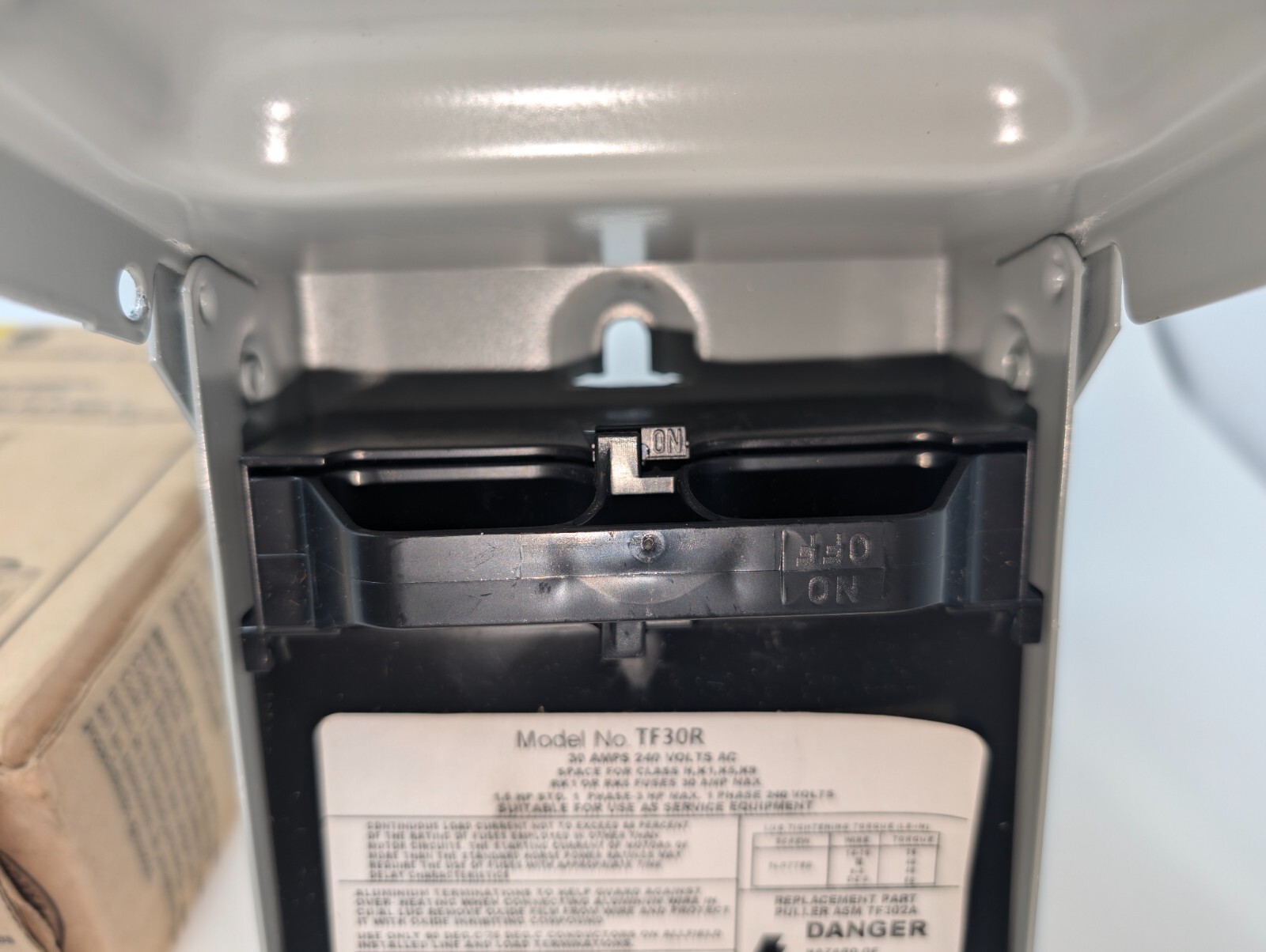 NEW! General Electric GE Air Conditioner Disconnect 30 Amp TF30RCP (178)