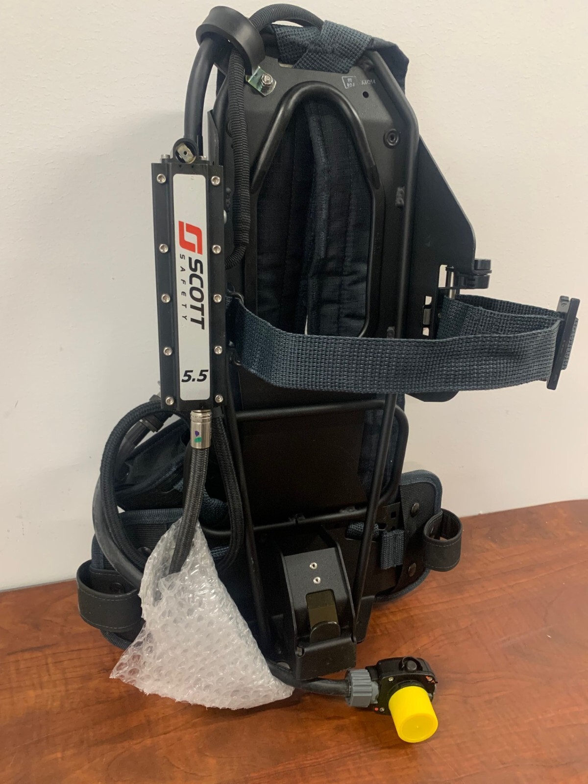 BRAND NEW 3M Scott Safety Air-Pak 5.5 Harness SCBA Fire Breathing Apparatus 5500