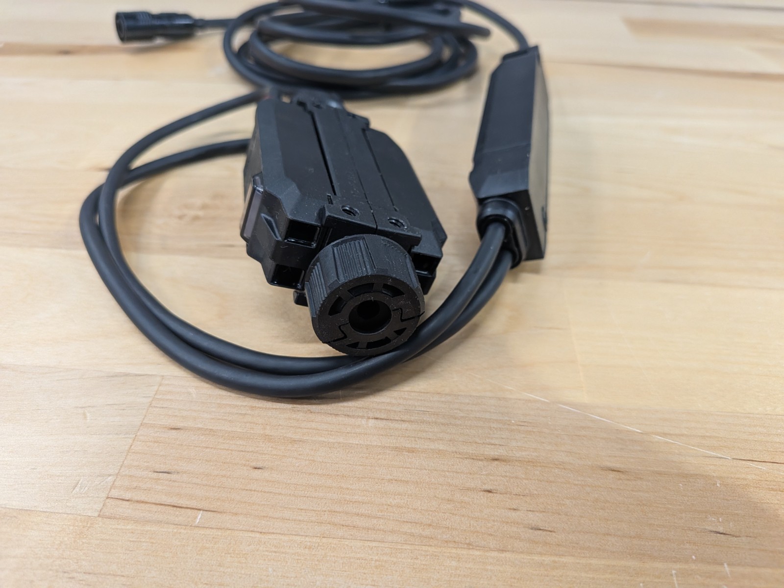 Keyence FD-XS8 Clamp on Micro Flow Sensor Meter Head 8 L/min Ultrasonic
