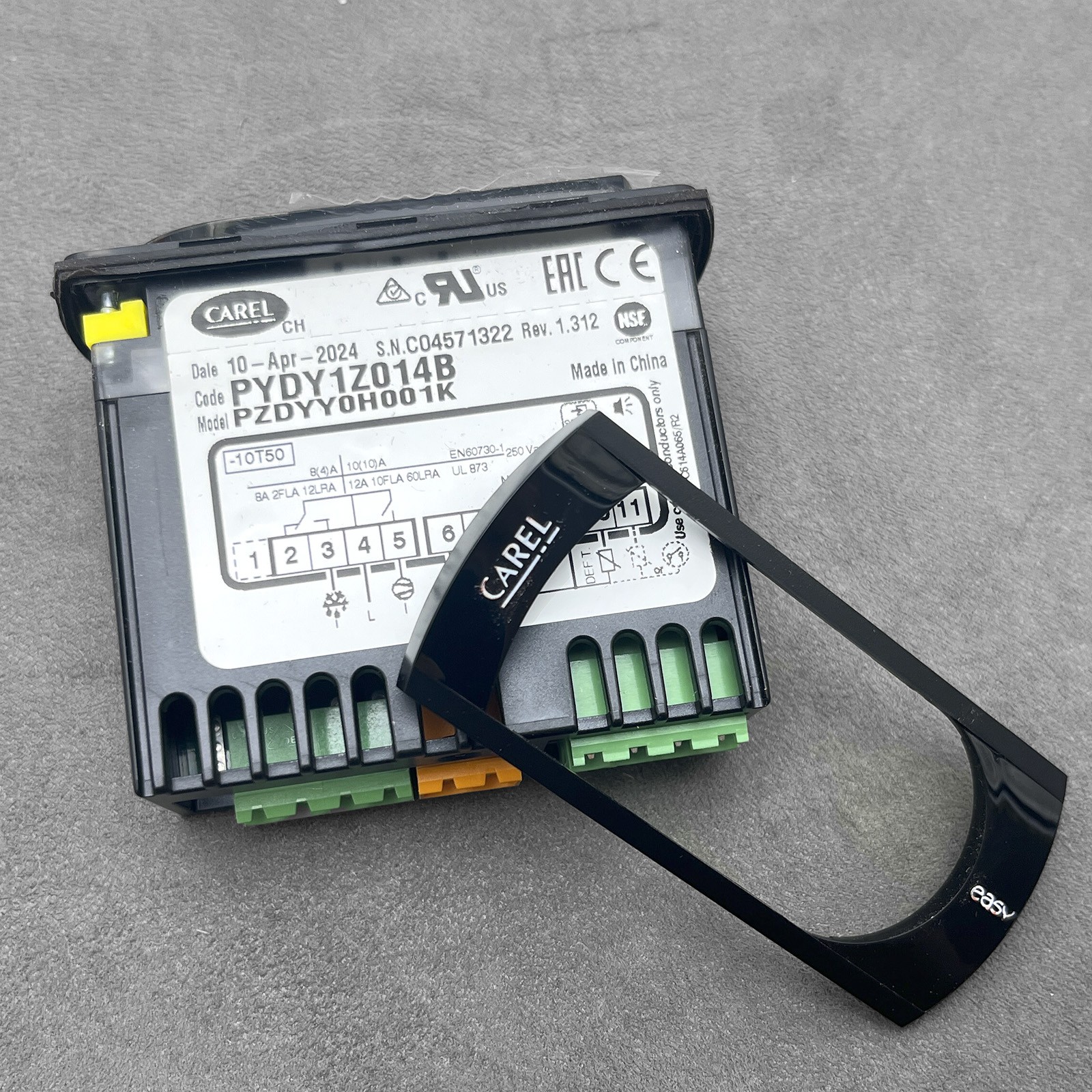 New PYDY1Z014B Temperature controller PZDYY0H001K