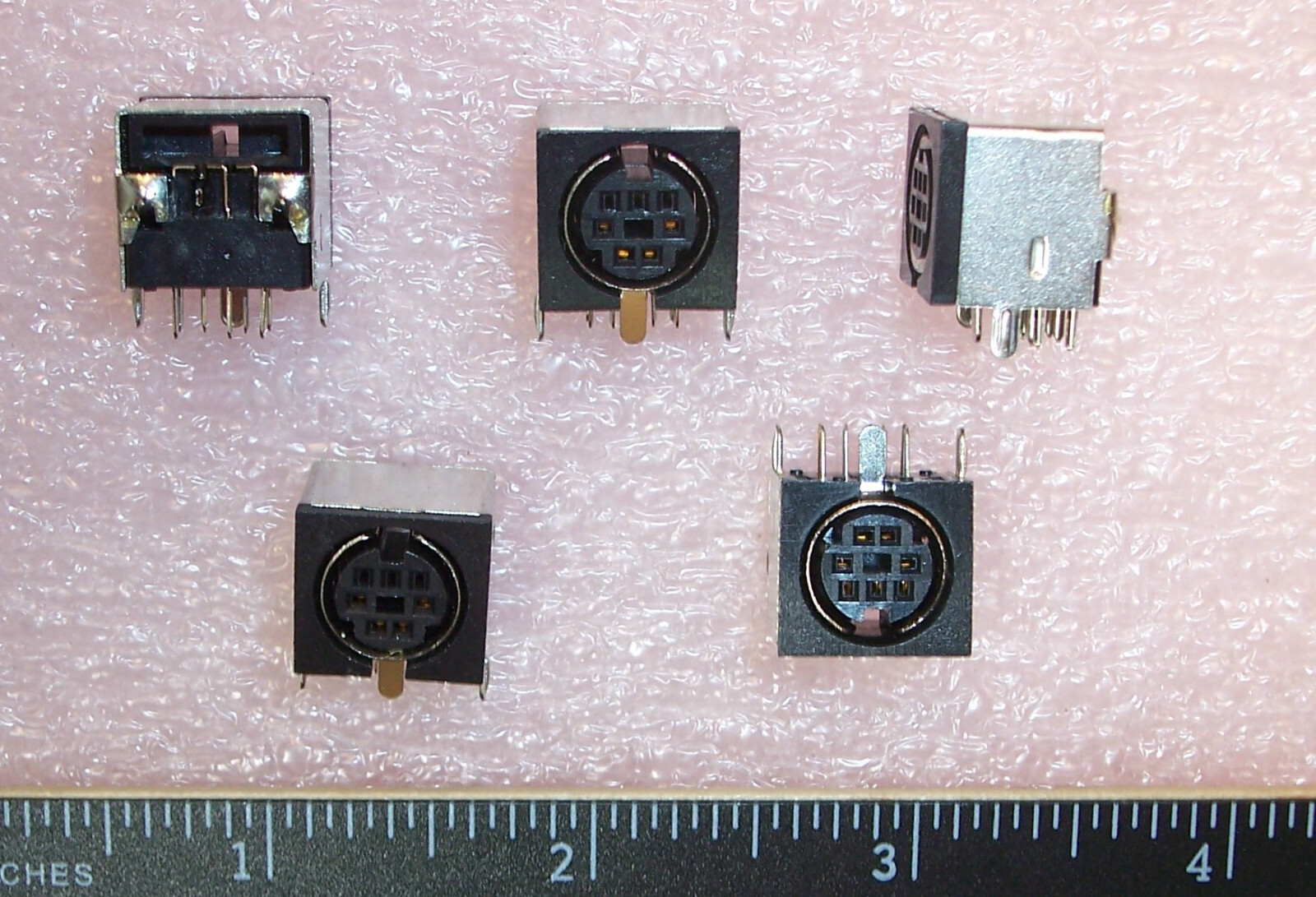 QTY (10) 7 PIN SHIELDED MINI-DIN RECEPTACLES TCS7577-01-608 HOSIDEN