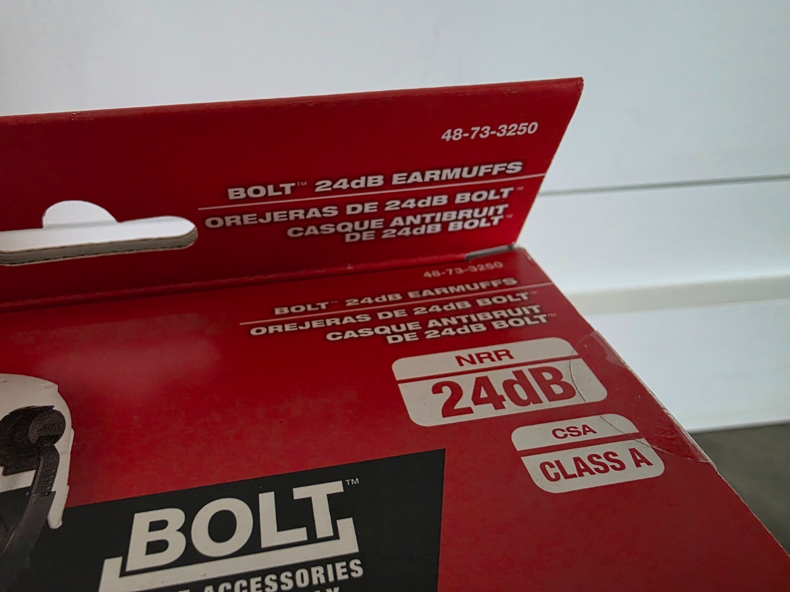 MILWAUKEE – 24dB EARMUFFS 48-73-3250 BOLT Adjustable Comfortable – NEW IN BOX