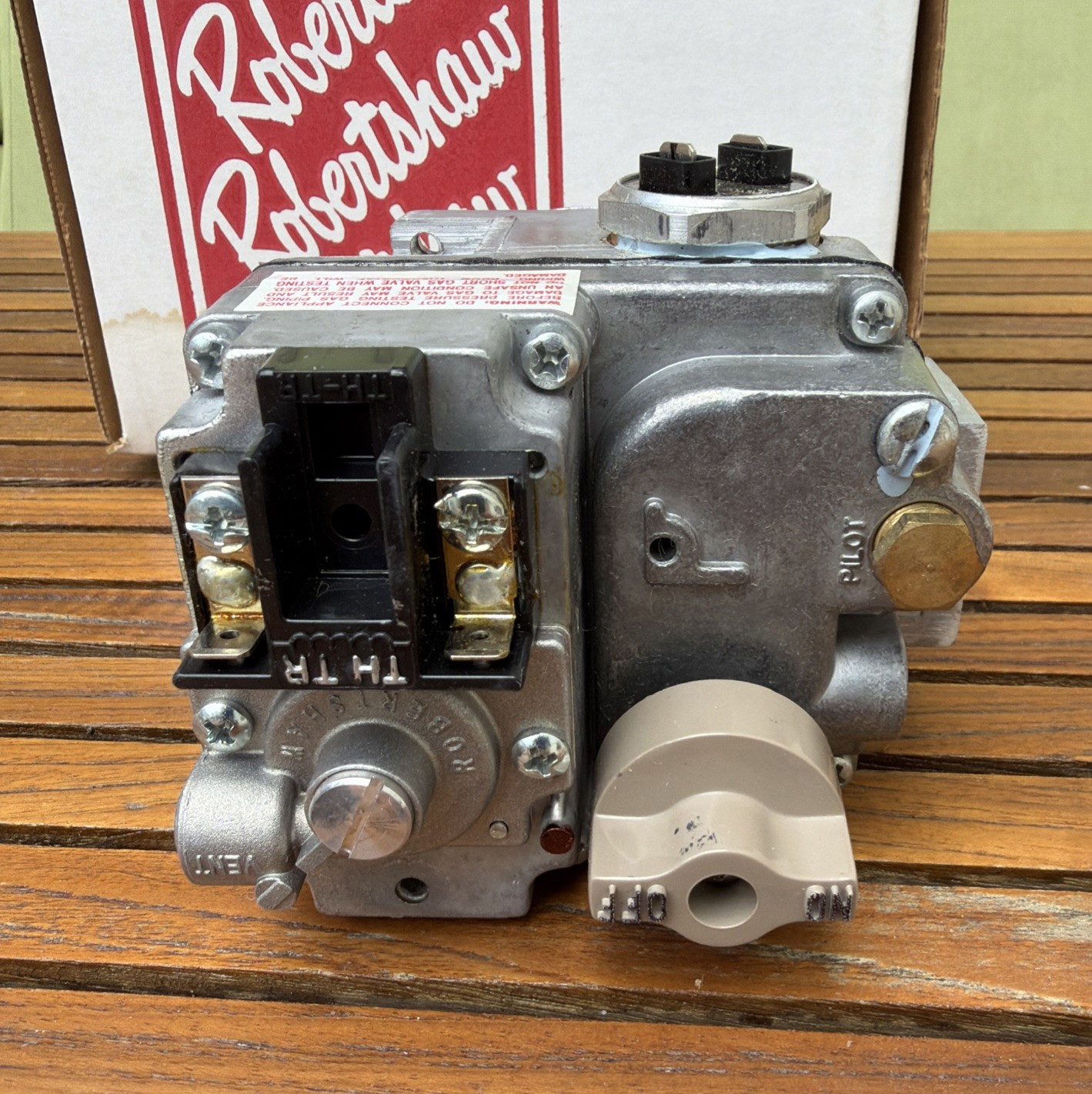 Robertshaw Gas Valve 700-049 7000BDER-STA for Fryer – Frymaster Pitco and more