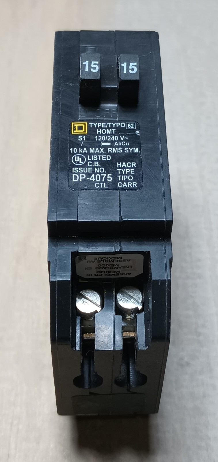 Square D HOMT1515 15 A Miniature Circuit Breaker