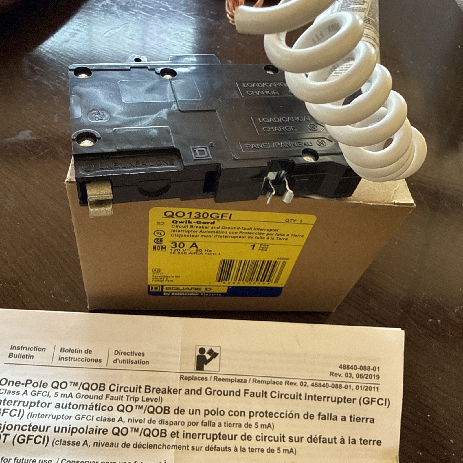 Square D QOB130EPD Ground Fault Equipment Protection Device 1 Pole, 30 Amp, 10kA