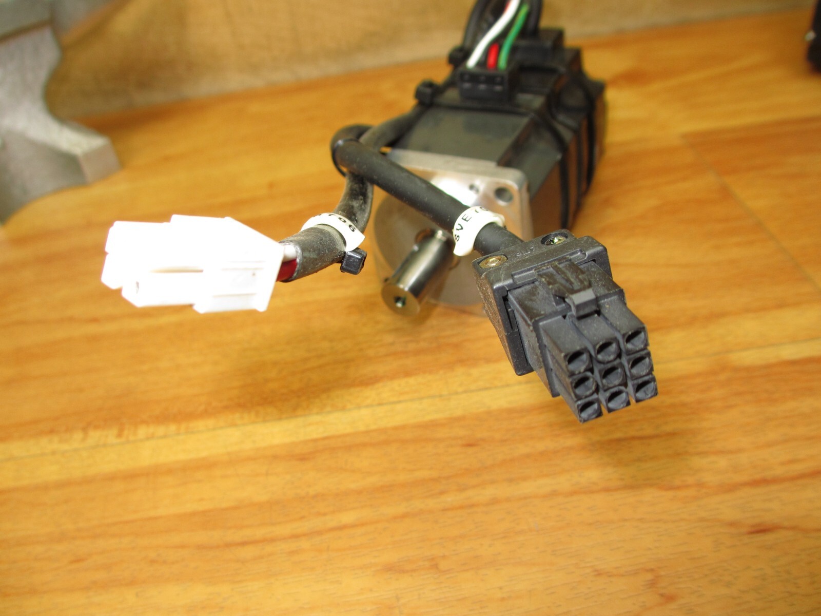 Mitsubishi HC-KFS23K *USED* AC Servo Motor 3000rpm 118V