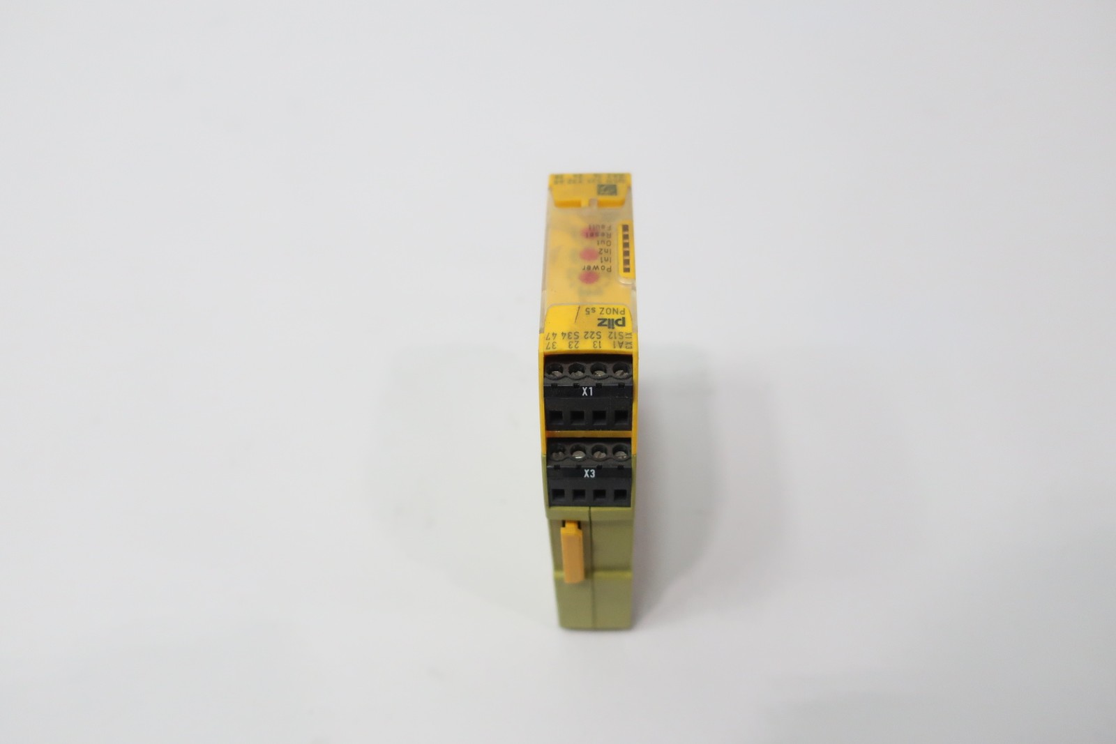 Pilz PNOZ S5 24VDC 2N/O 2N/OT 750105 Safety Relay 230v-ac 24v-dc