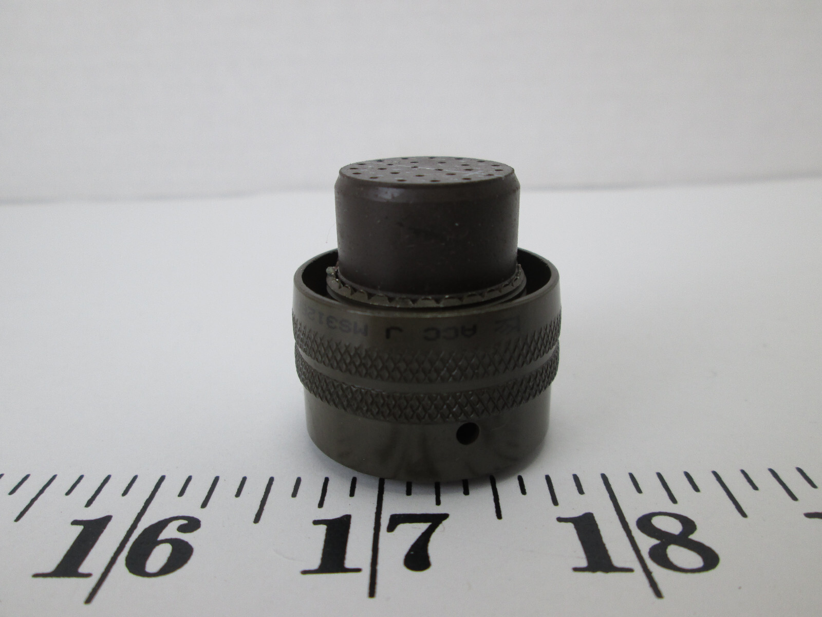 New NOS ITT Cannon 26 Position Circular Connector Plug Female Sockets SKU G