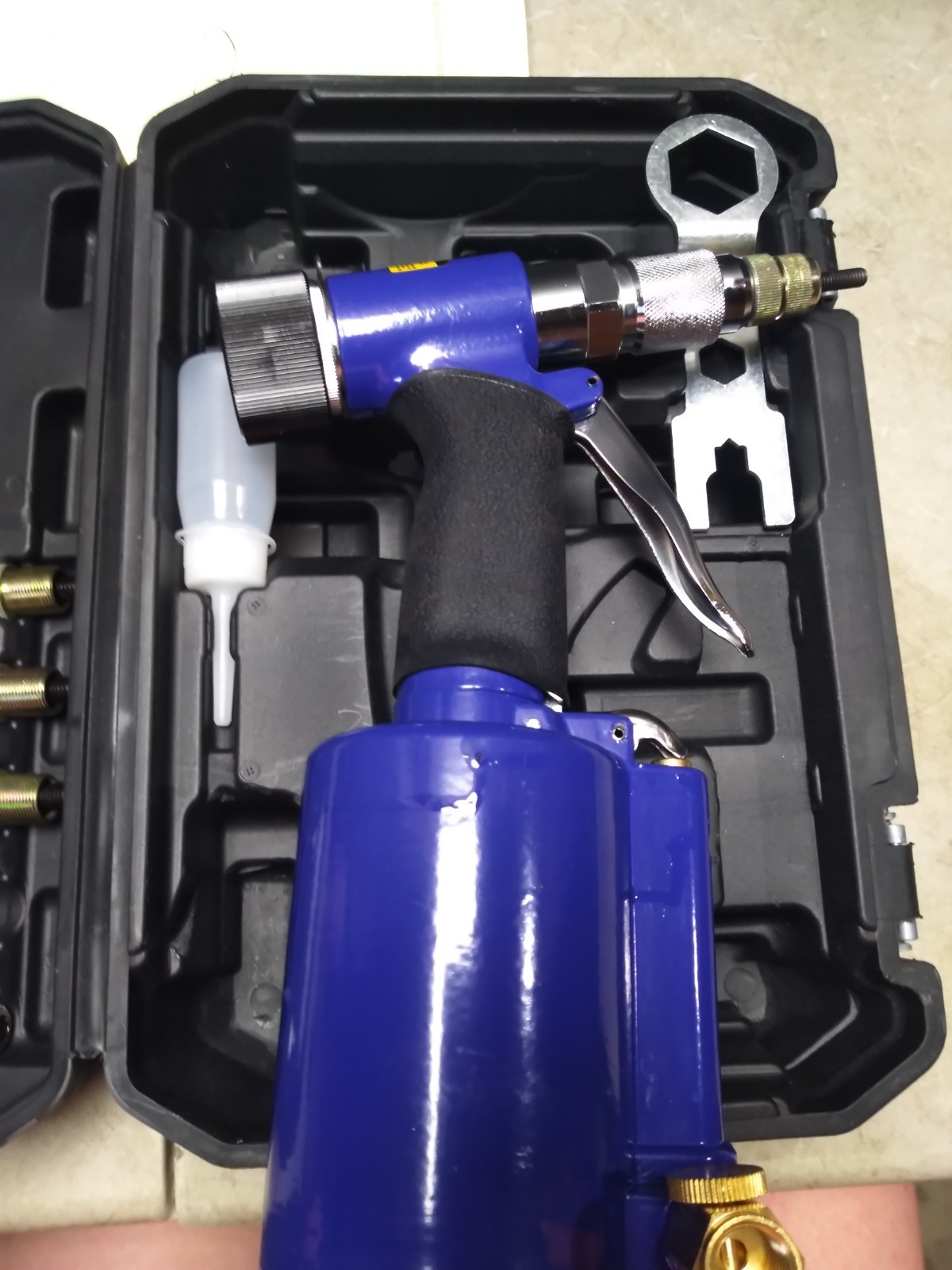 Astro 3/8″ Pneumatic Rivet Nut Setting Kit