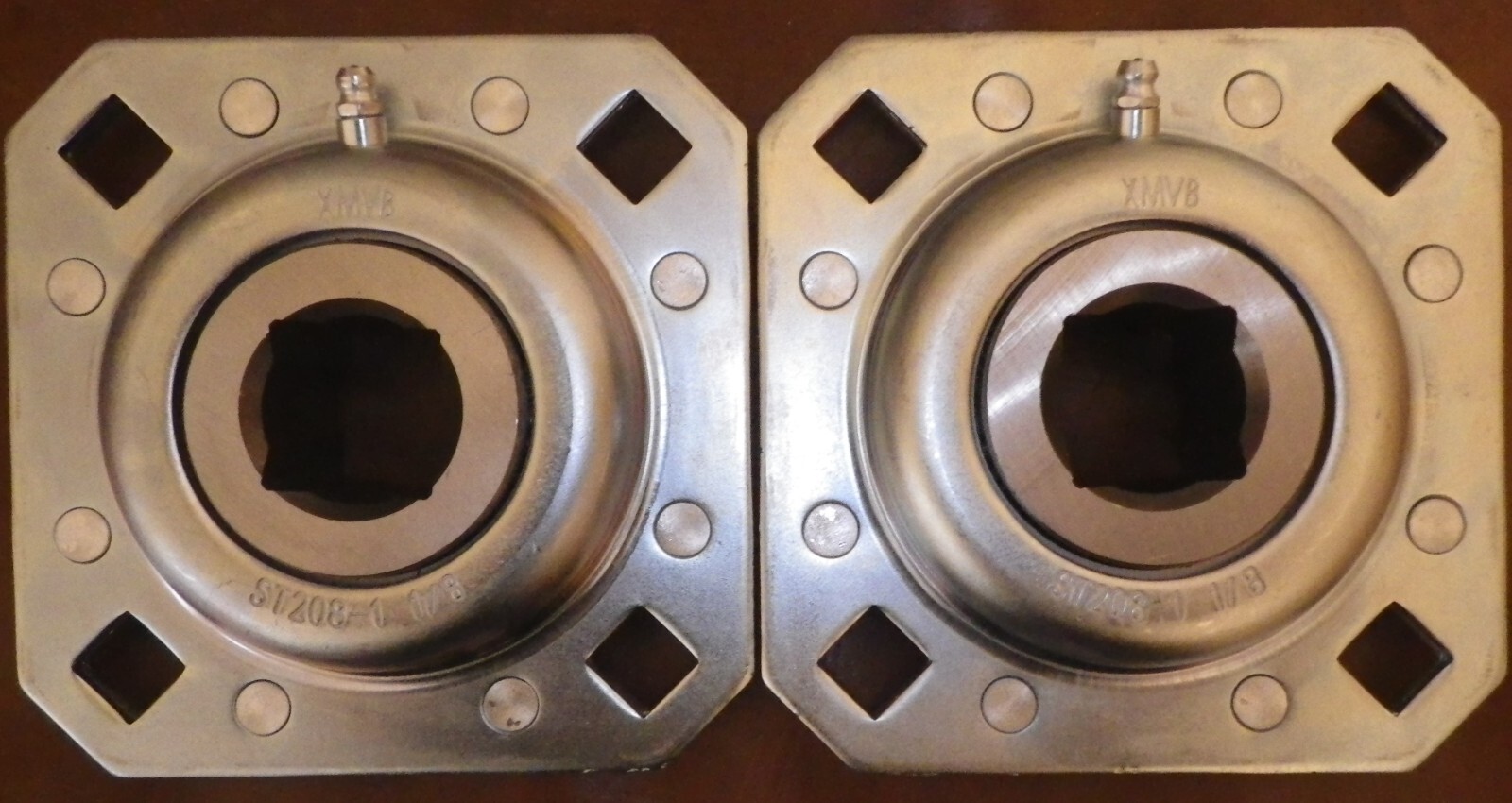 (2) Flanged Disk Harrow Bearings, 1″ Square Bore, GREASABLE! ST208-1 FD208R-G