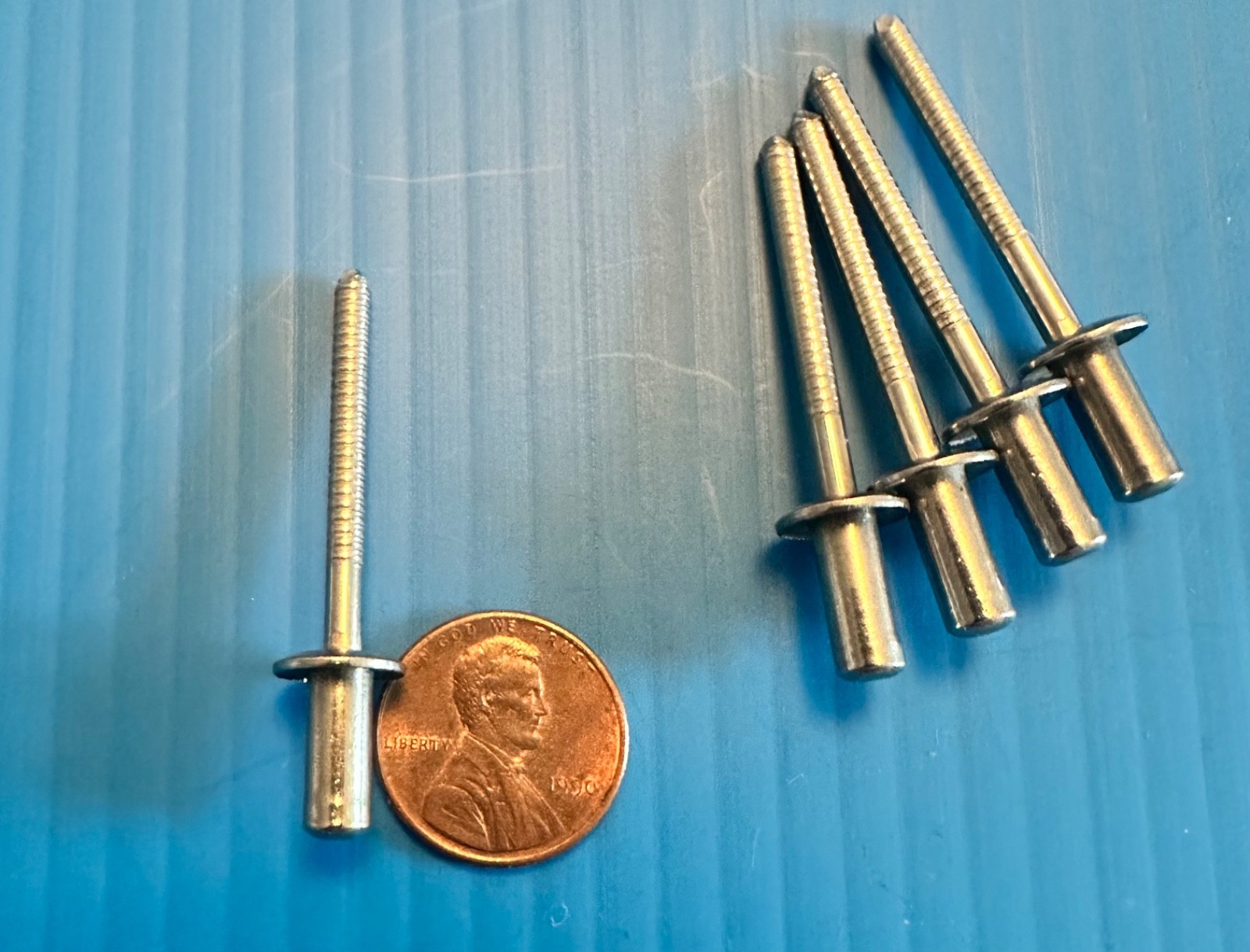 1/8″ Closed End Stainless Blind Rivets SS Mandrel 3/16″ to 1/4 grip (25-5500)