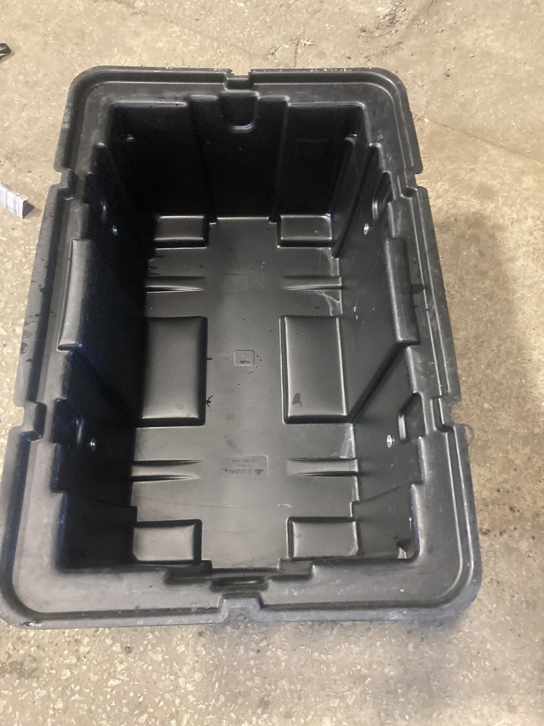 (12) Transmission, Engine Transportation Case, Poly Shipping Container