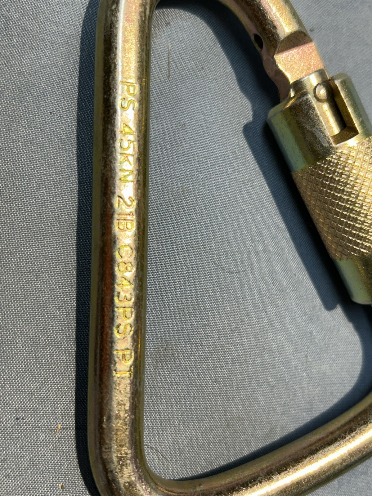 NOS Fall Protection Carabiner 16 KN Gate PS 45KN 21B C843PS PT