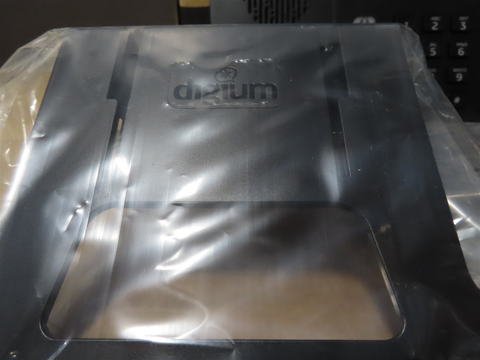 Digium D60 IP 2-Line Phone with HD Voice, Backlit Display 1TELD060LF Sangoma