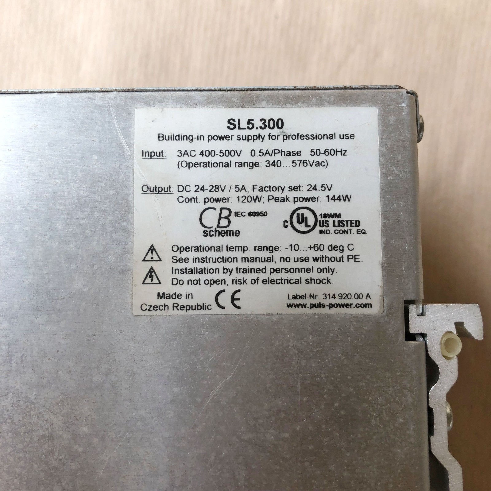 PULS SL5.300 POWER SUPPLY 3-PHASE 400-500V 24-28V 5A 120W