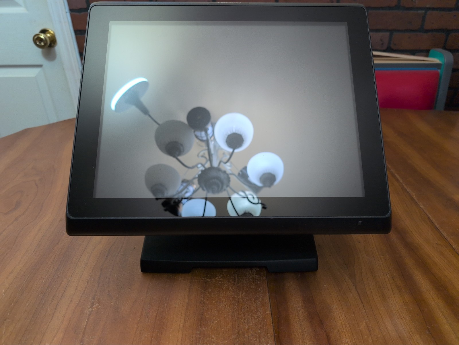 Touch Dynamic Pulse J1900 15″ POS Terminal Touchscreen Windows 11 Pro + Rear VFD