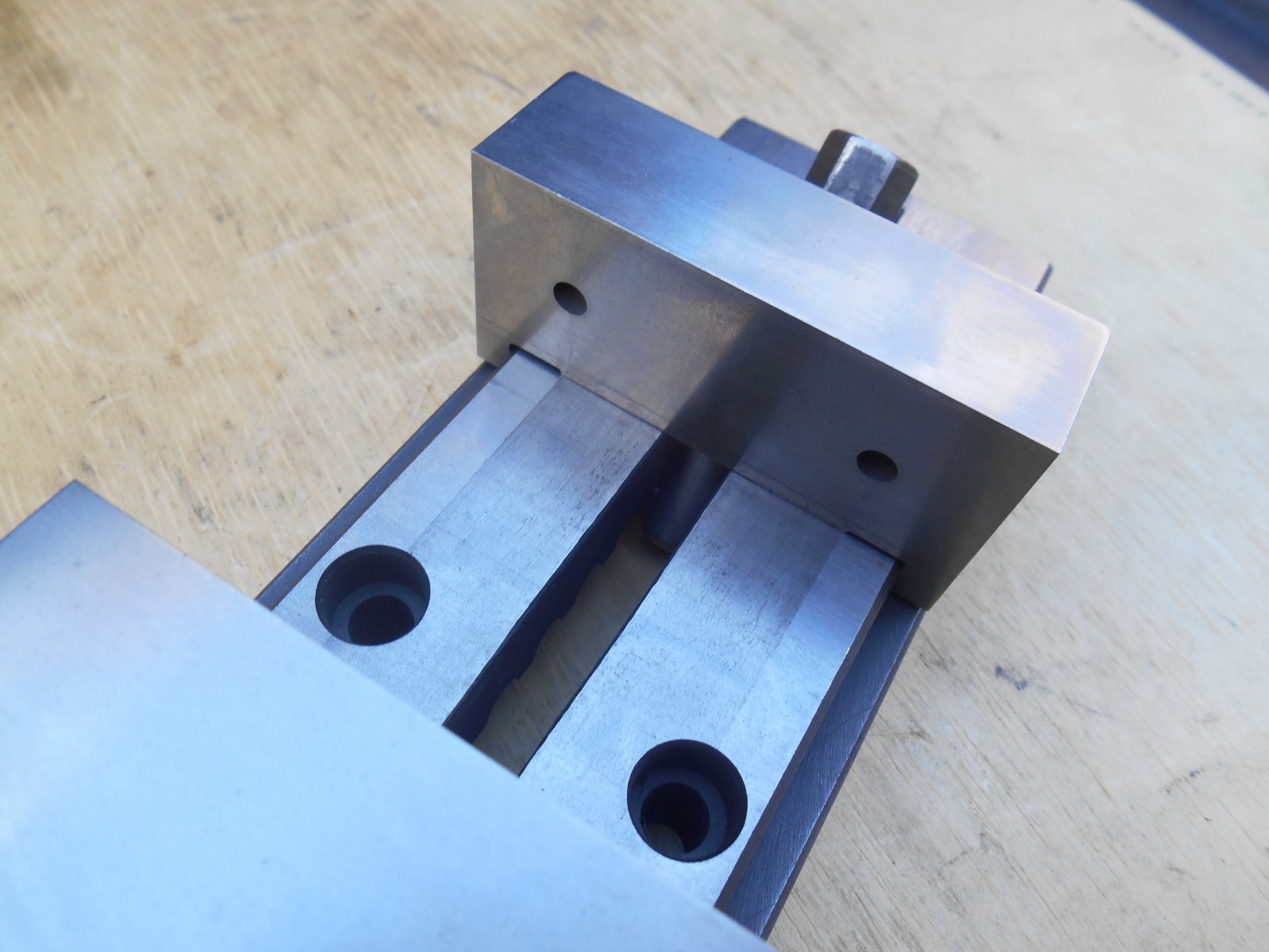 Hermann Schmidt 3″ machinist vise grinding vise