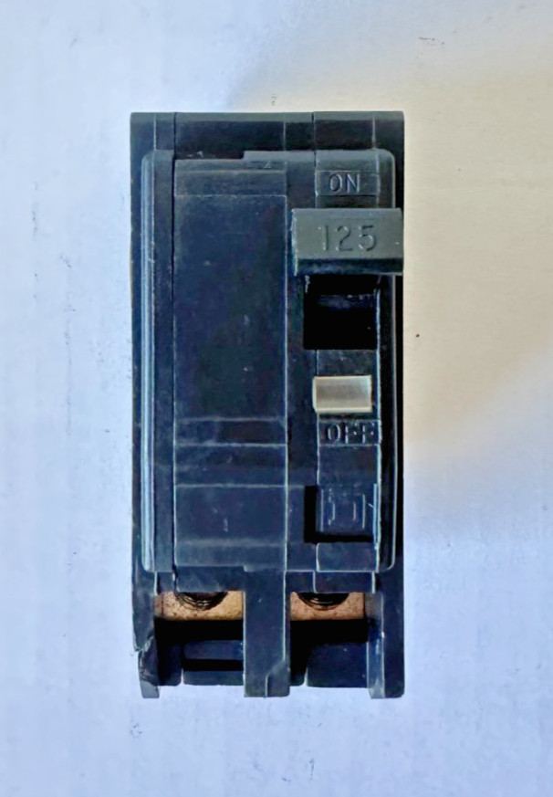 SQUARE D, QO2125, 125A, 240V, 2 POLE, CIRCUIT BREAKER *RECONDITIONED *MINOR FLAW