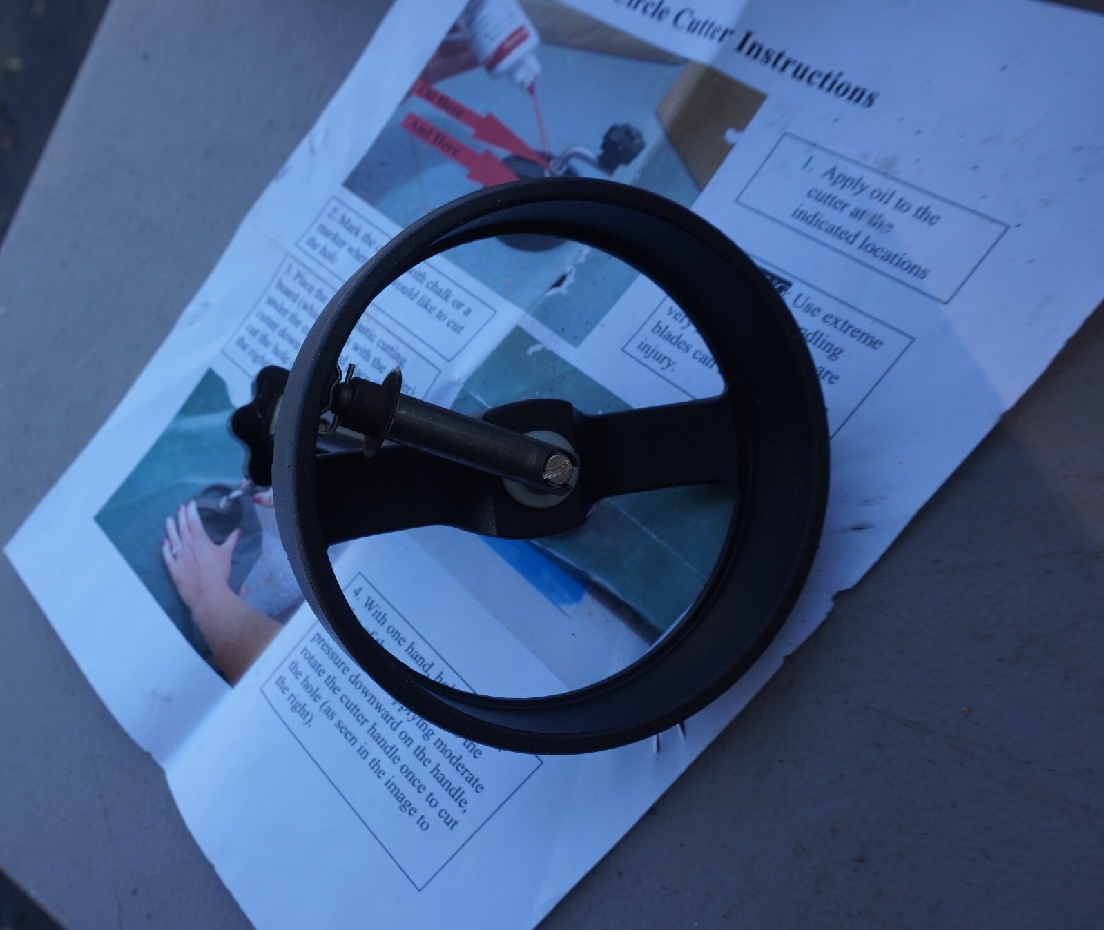 New/Unused Adjustable Circle Cutter!!