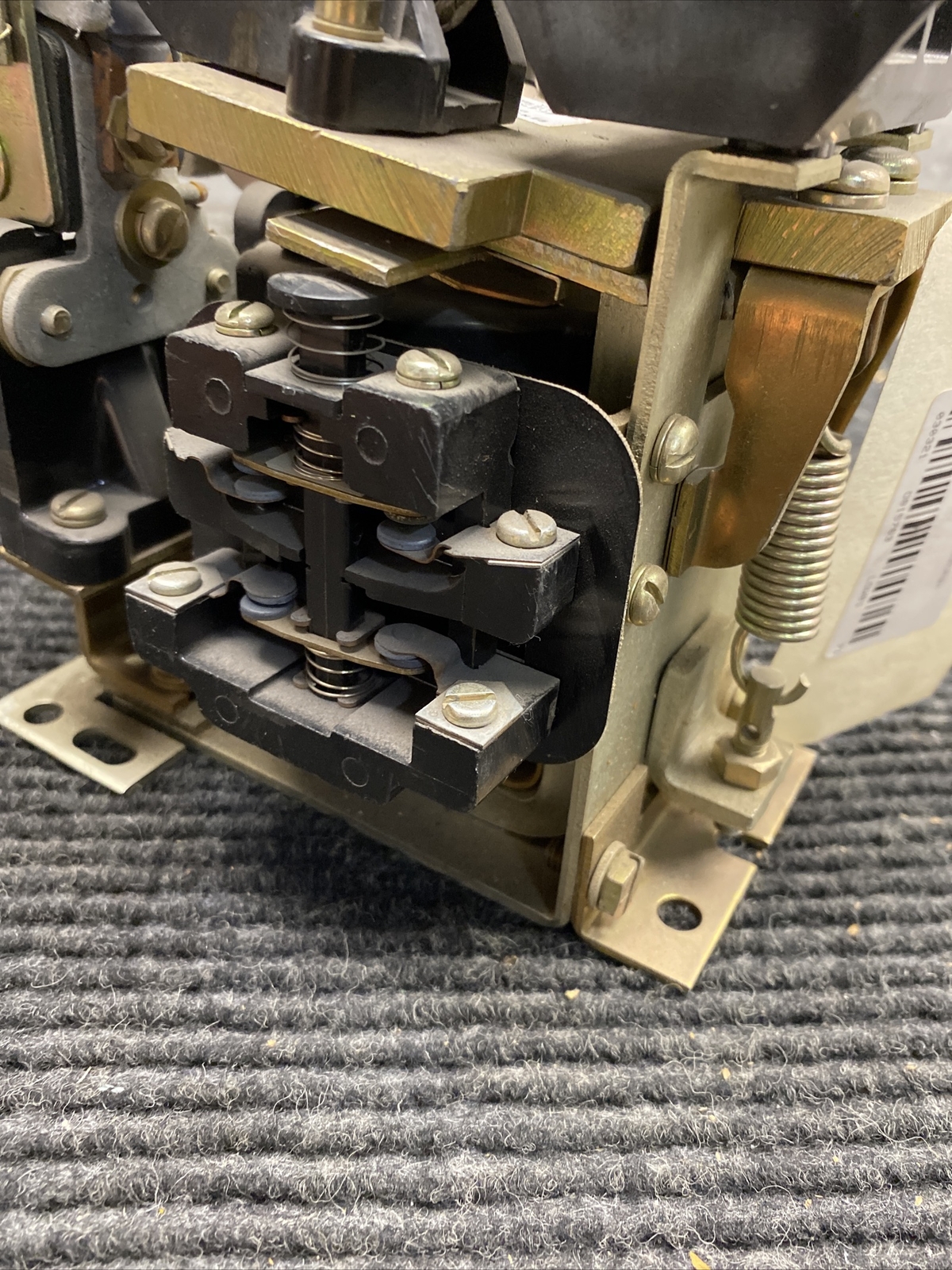 General Electric 1612CA3H Dc Contactor 115/120v-dc 600v-dc 50 Amp