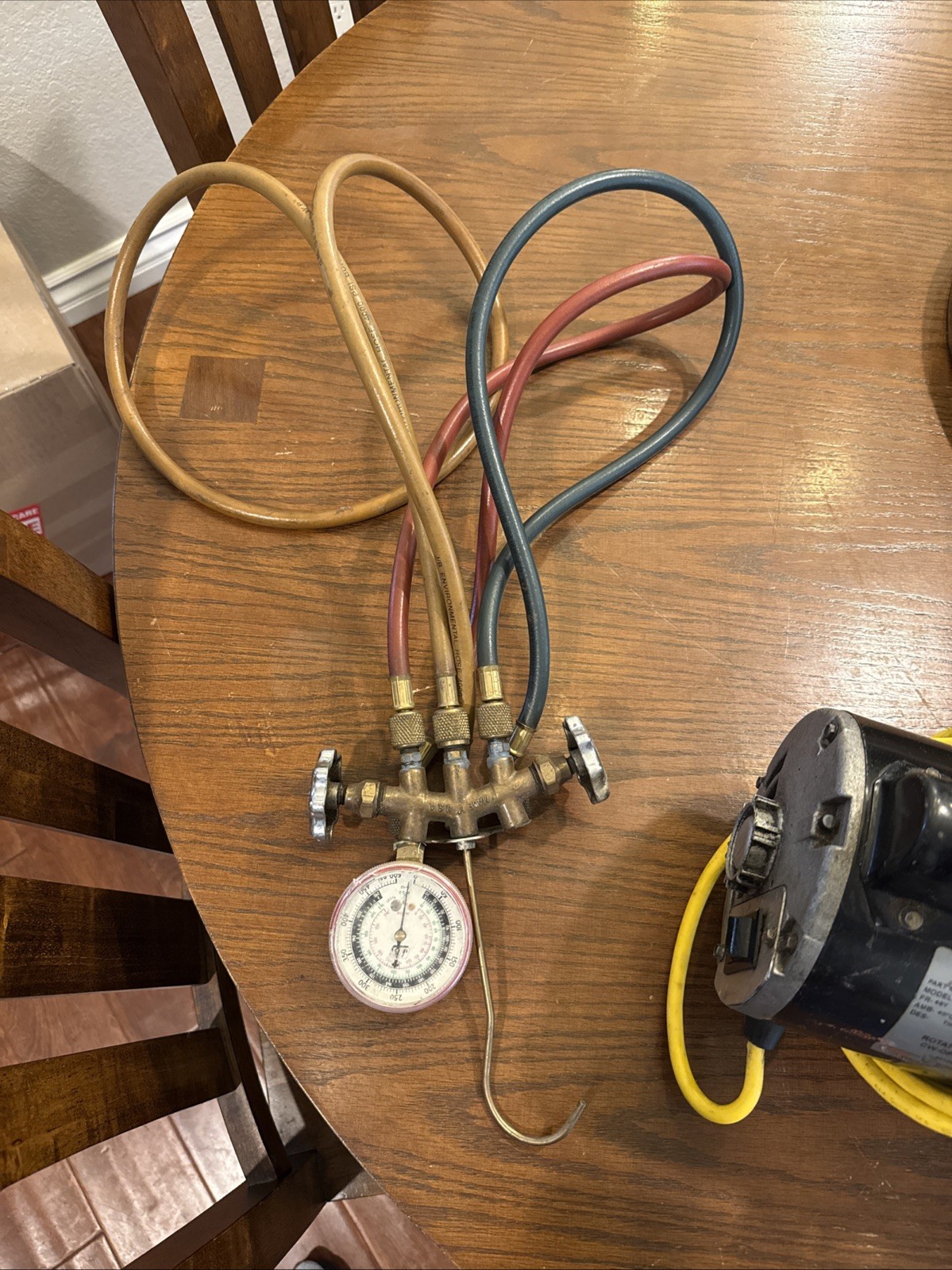 JB Industries FastVac DV-142N 2-Stage 1/2HP Vacuum Pump 5cfm + Accessories