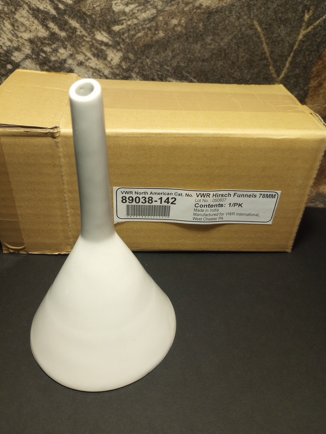 VWR Hirsch Funnel 78mm 89038-142 New in Box