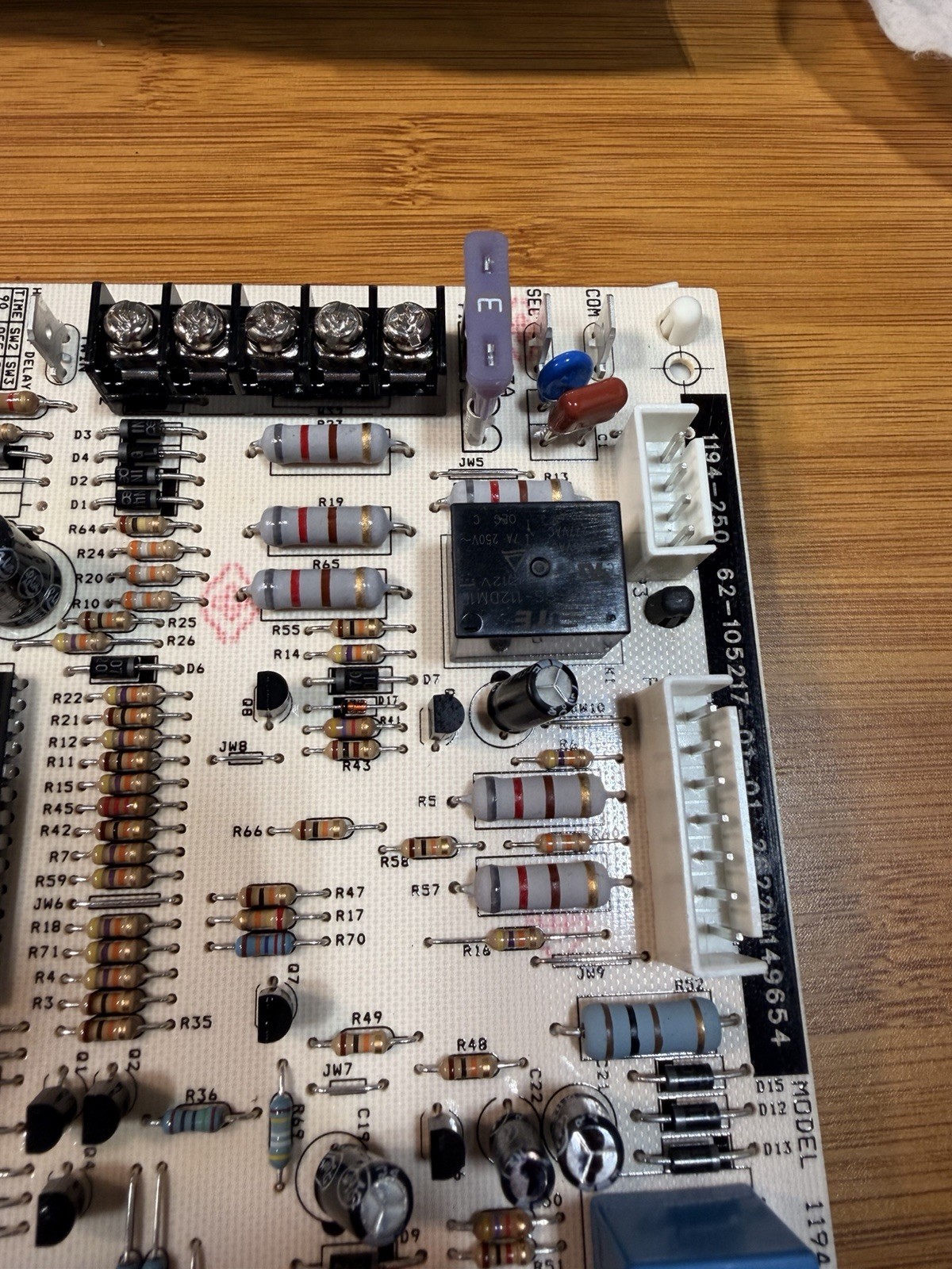 Brand New Protech 62-105217-01-01 OEM Furnace Control Board 1194-250