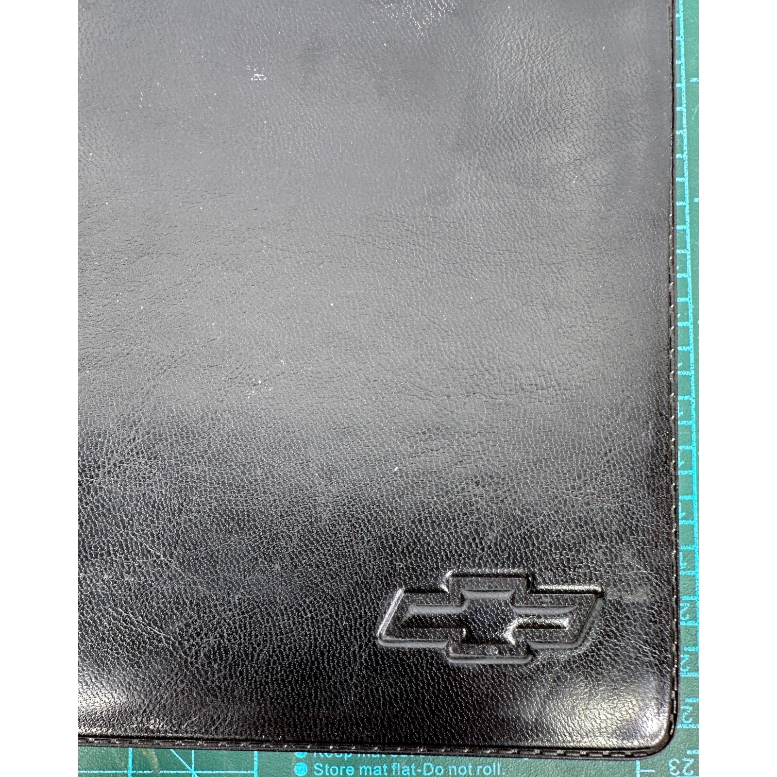 1996 Chevrolet Tahoe Suburban Owners Manual Set with Portfolio Case C-9617