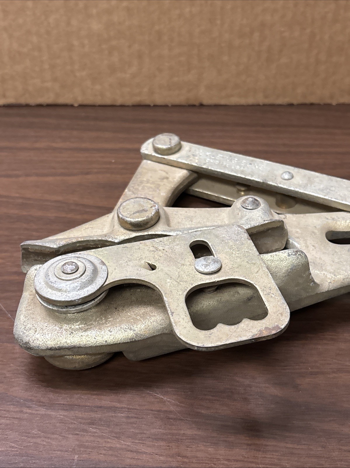 Klein Tools 1659-40H, 8000 Lbs Max, .49-.79 IN, 12.45-20.07 MM Grip LINEMAN