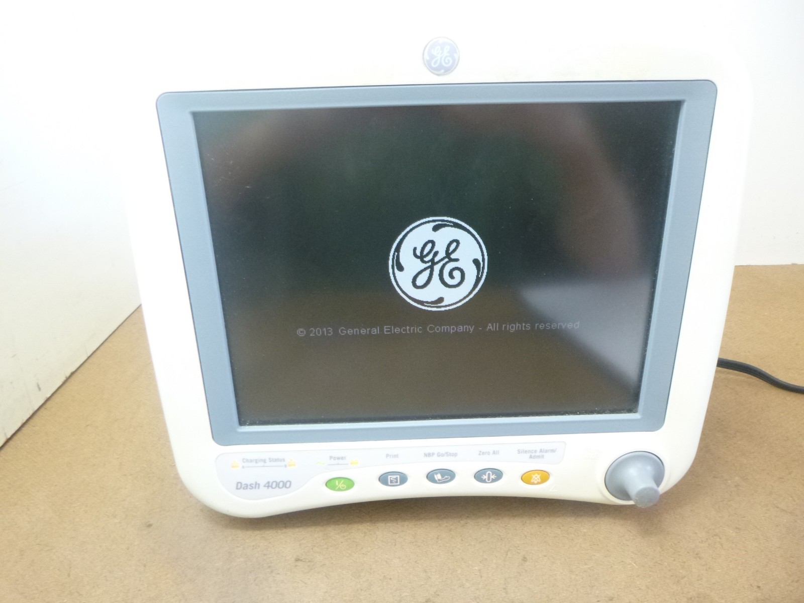 GE Dash 4000 Patient Monitor p/n 2023615-203