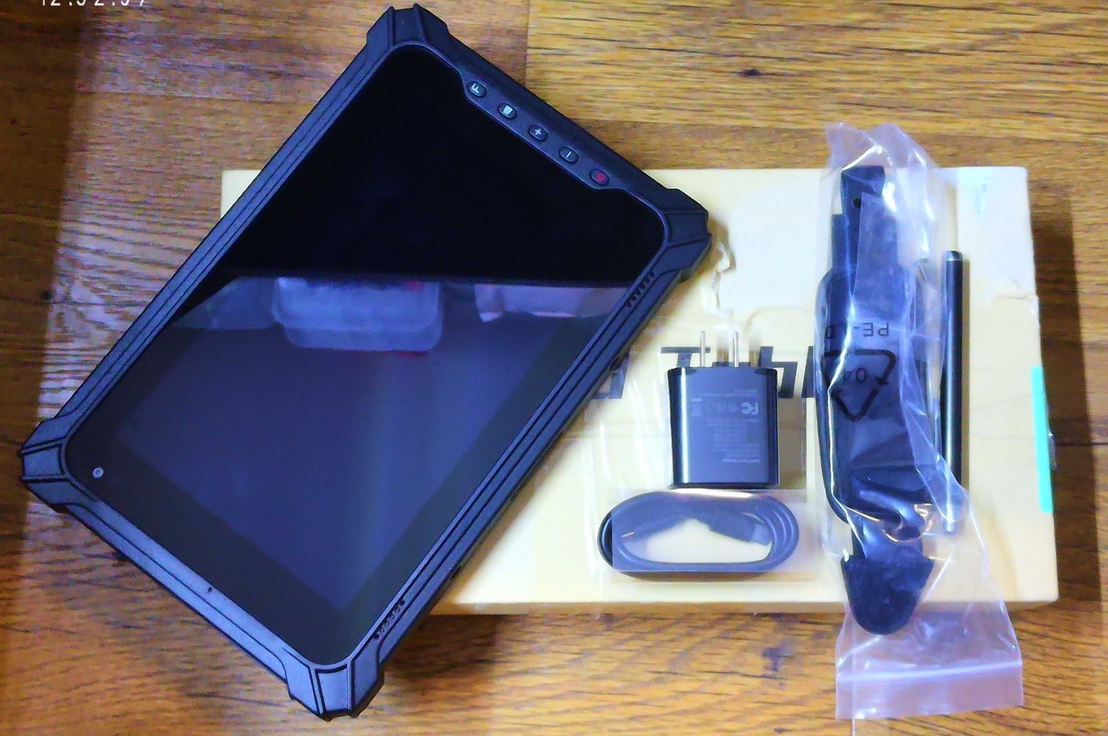 RUGGED TABLET I87 with Honeywell Barcod Scanner RAM8Gb SSD128Gb Windows 11 Pro