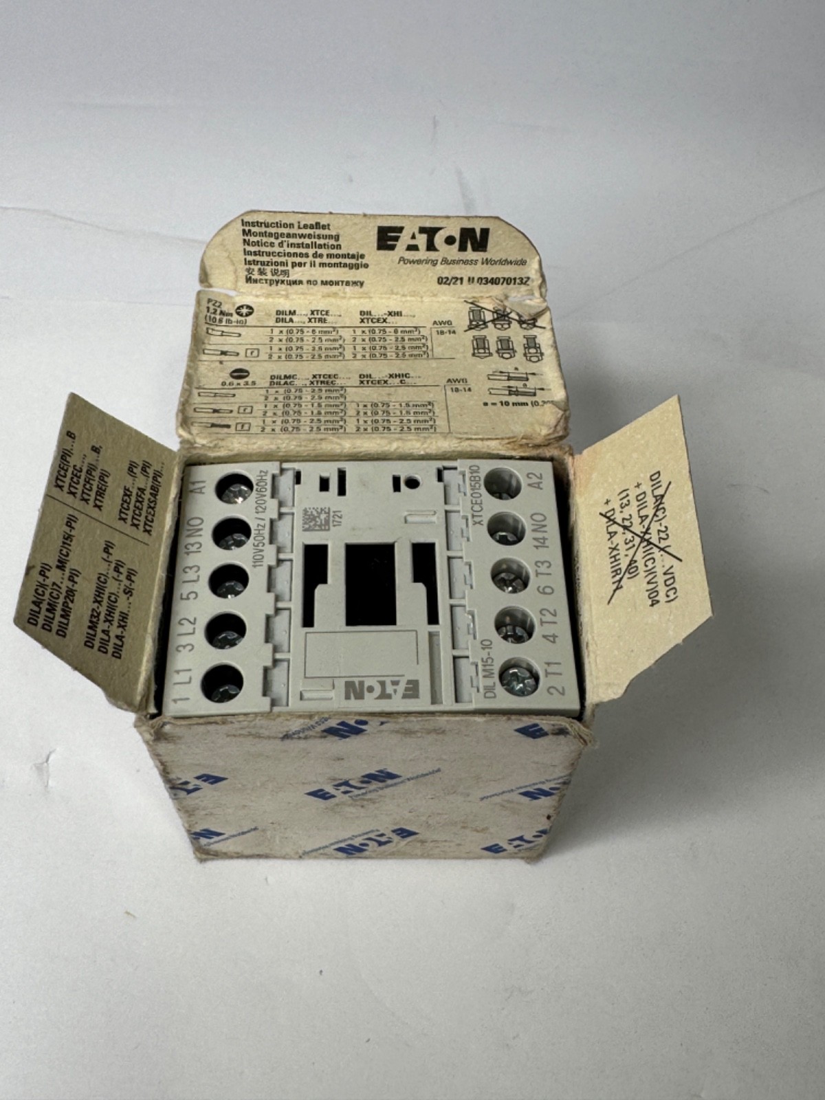 Eaton DILM15-10, XTCE015B10A, / 4YTV5