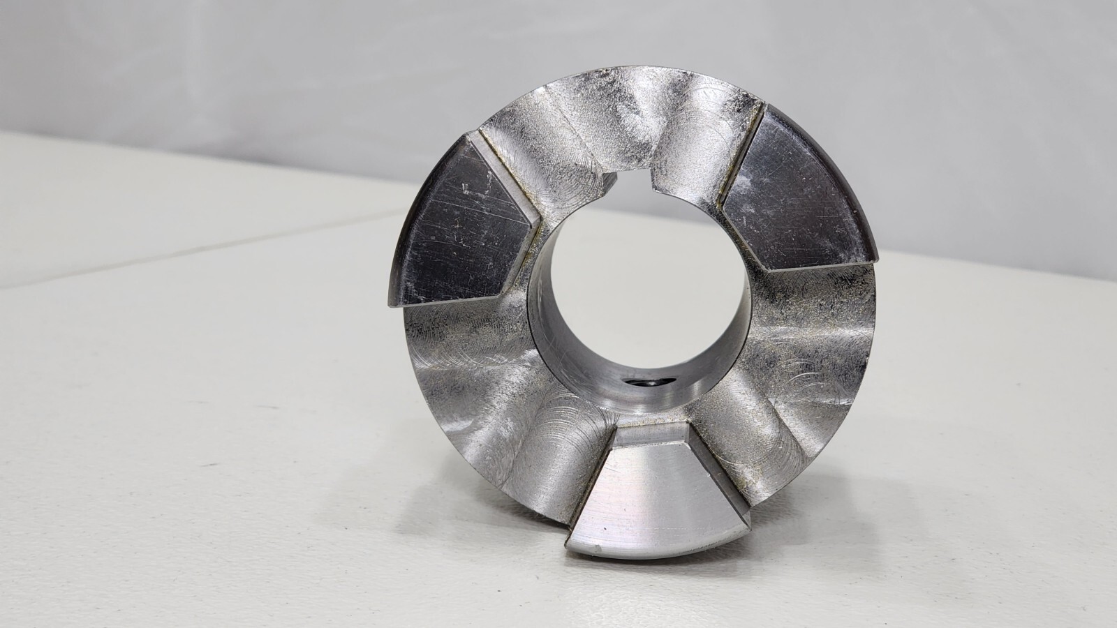 Boston Gear FC38 1-3/4in Shaft Coupler Body 1.750in Bore – 2-5/8 Thru Bore