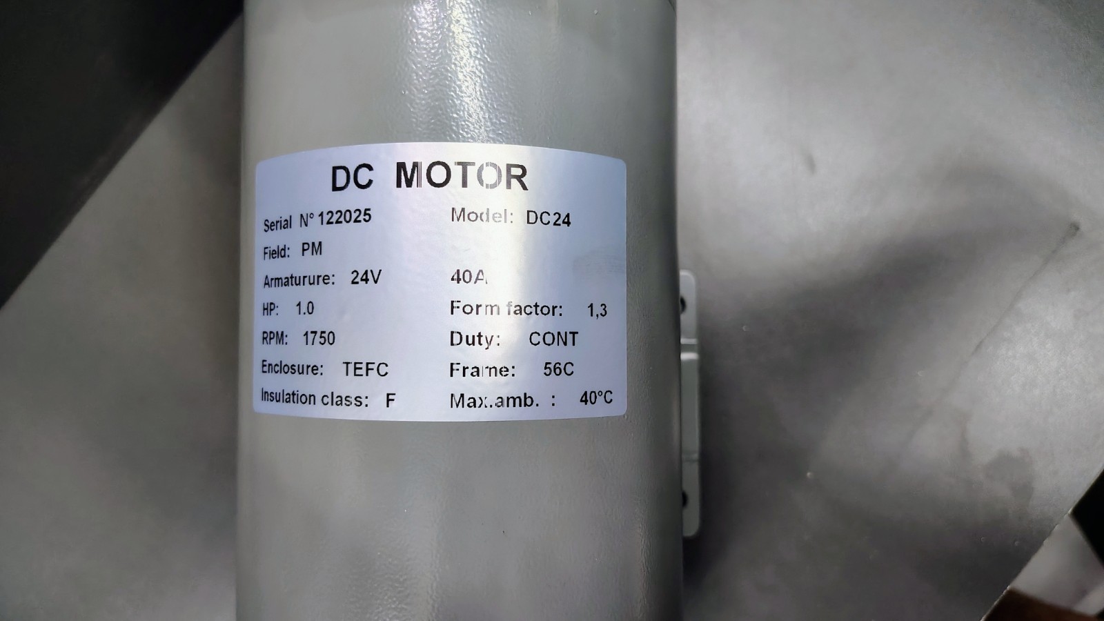 1HP DC MOTOR FRAME 56C 24VDC 1750RPM TEFC 24V PERMANENT MAGNET