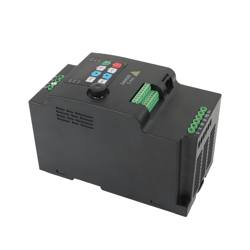 Variable Frequency Drive 3.7KW 1 To 3 Phase VFD 4HP Inverter Converter 220V New
