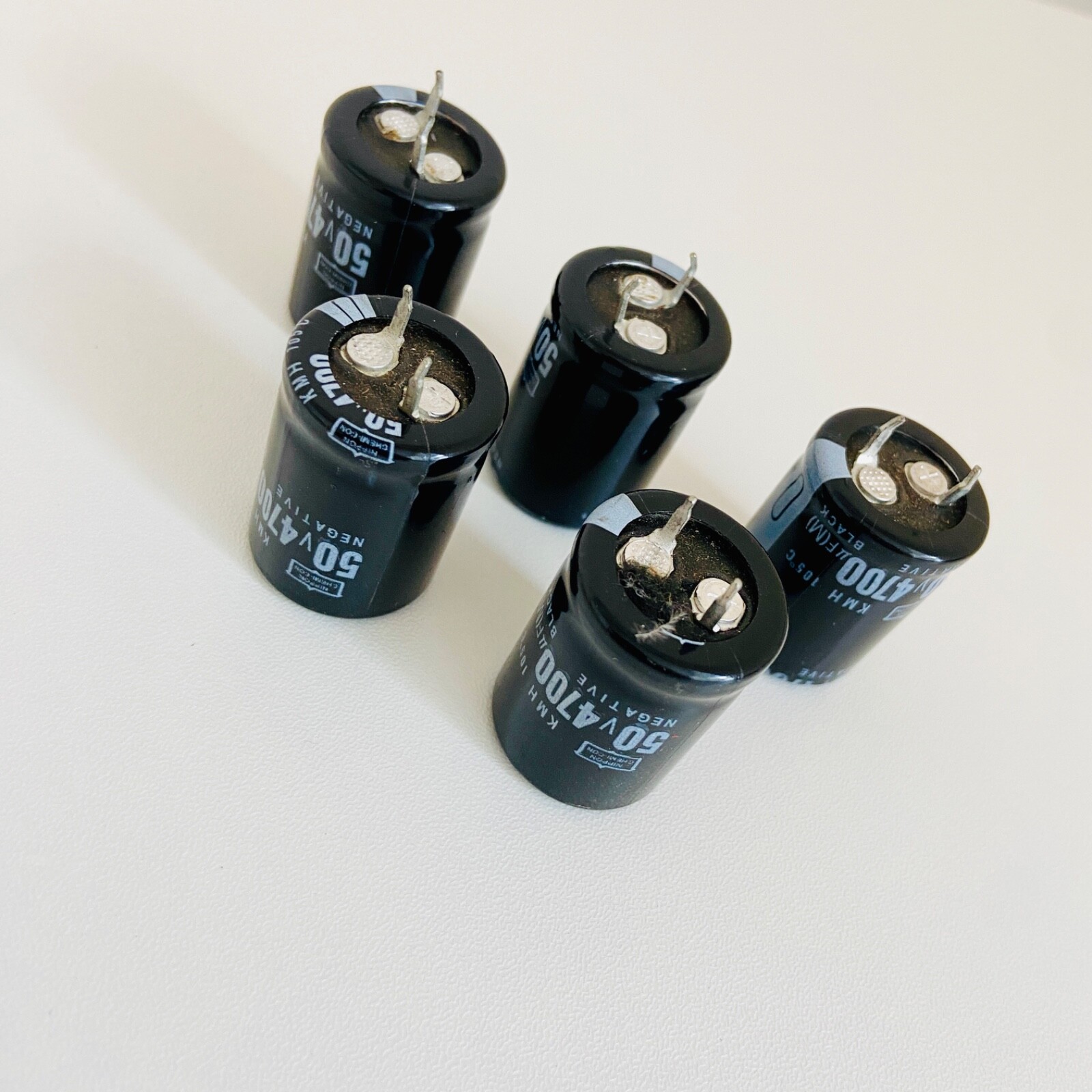 4700uF 50V Electrolytic Capacitors 50V 4700uF Volume 22×35 mm 2x and 5x Quantity