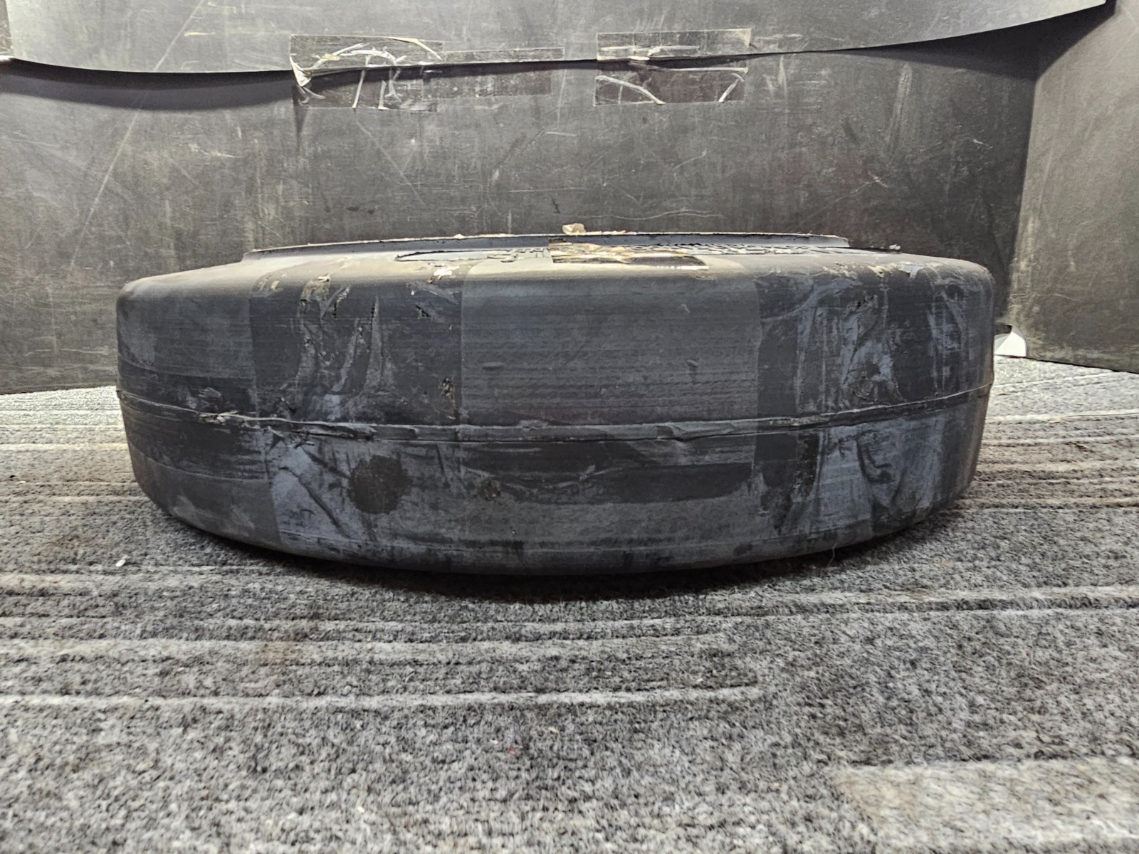 (QTY 1) Mitco Super Solid Smooth Press-On Forklift Tire 18x5x12-1/8, 253212