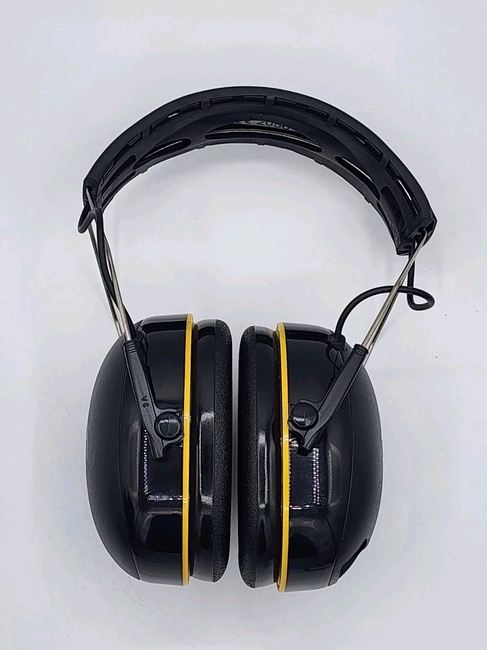 3M Work Tunes Wireless Bluetooth Headset Hearing Protection Noise Canceling
