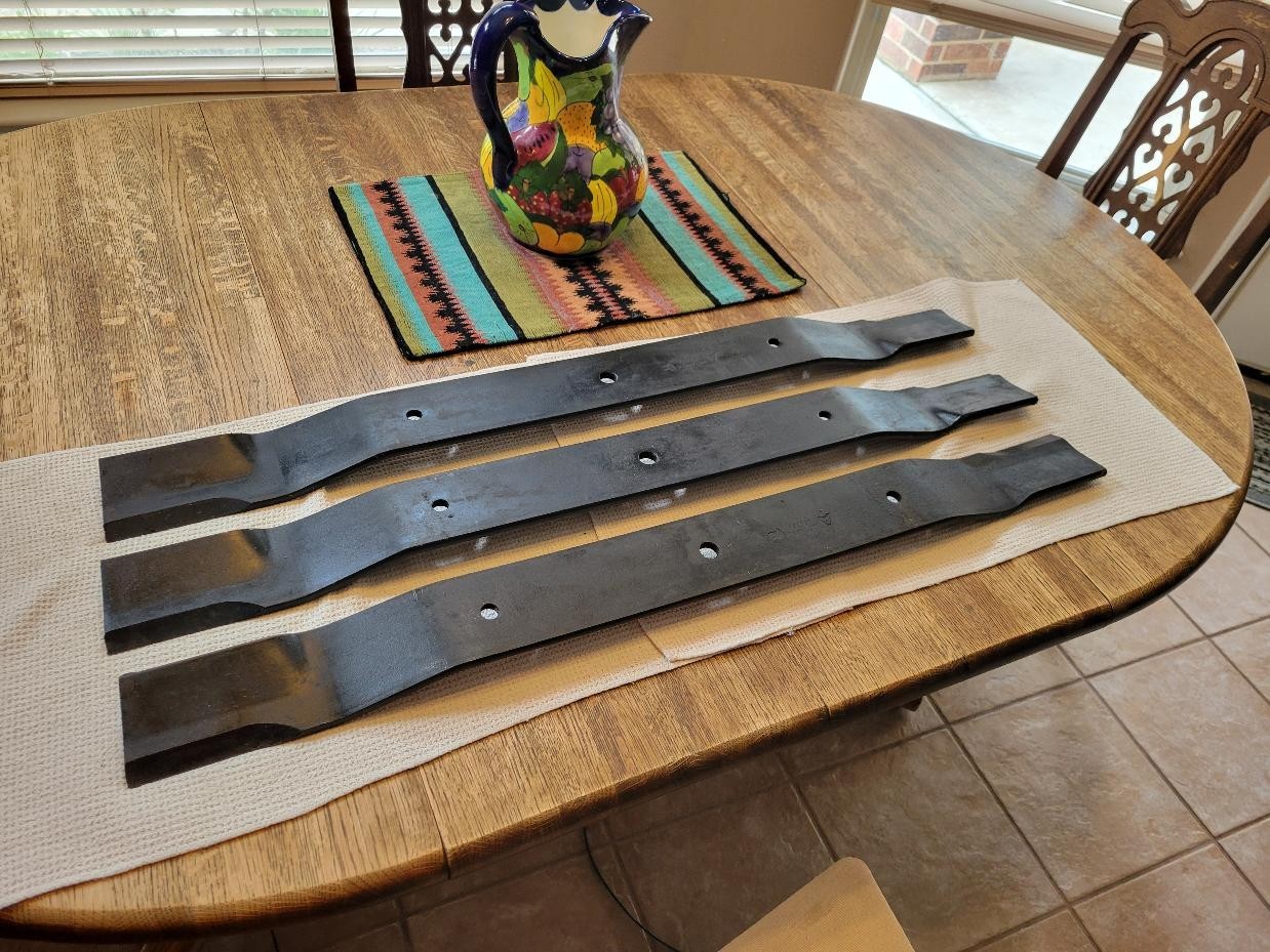 Set of 3 OEM blades for Rhino TM100 Finish Mower (Turbo Mower – 100″ cut)