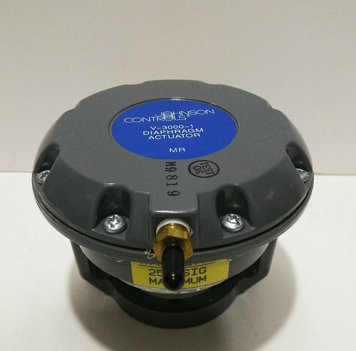 FS Johnson Controls Actuator Valve Pneumatic Exposed Model V-3000-1