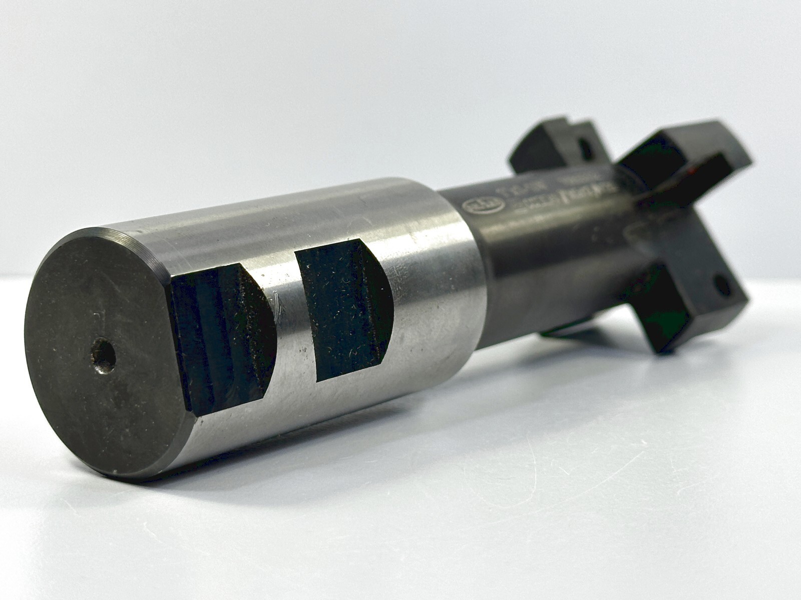 SHARS 1 x 1-1/4″ 1665302 New Indexable Lathe Tool Holder 1-1/4″ Shank 1pc – Pics