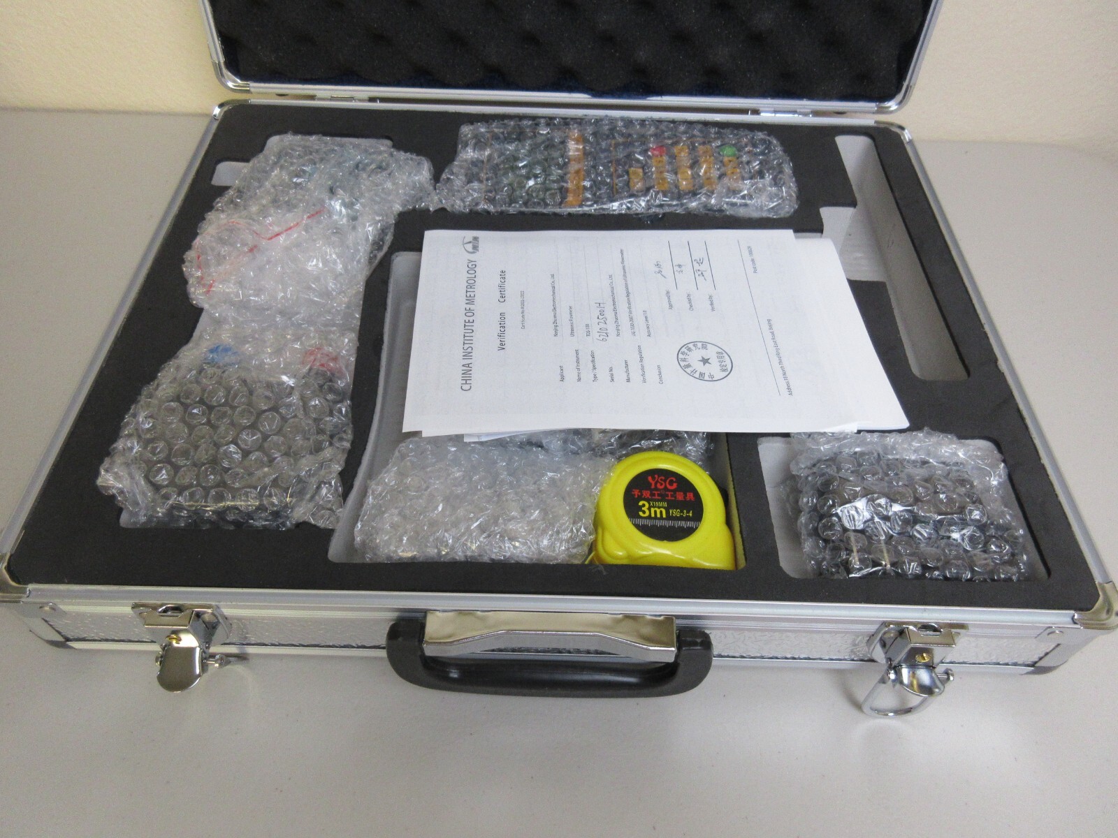 Bonvoisin TDS-100H Handheld Ultrasonic Flowmeter (Brand New)