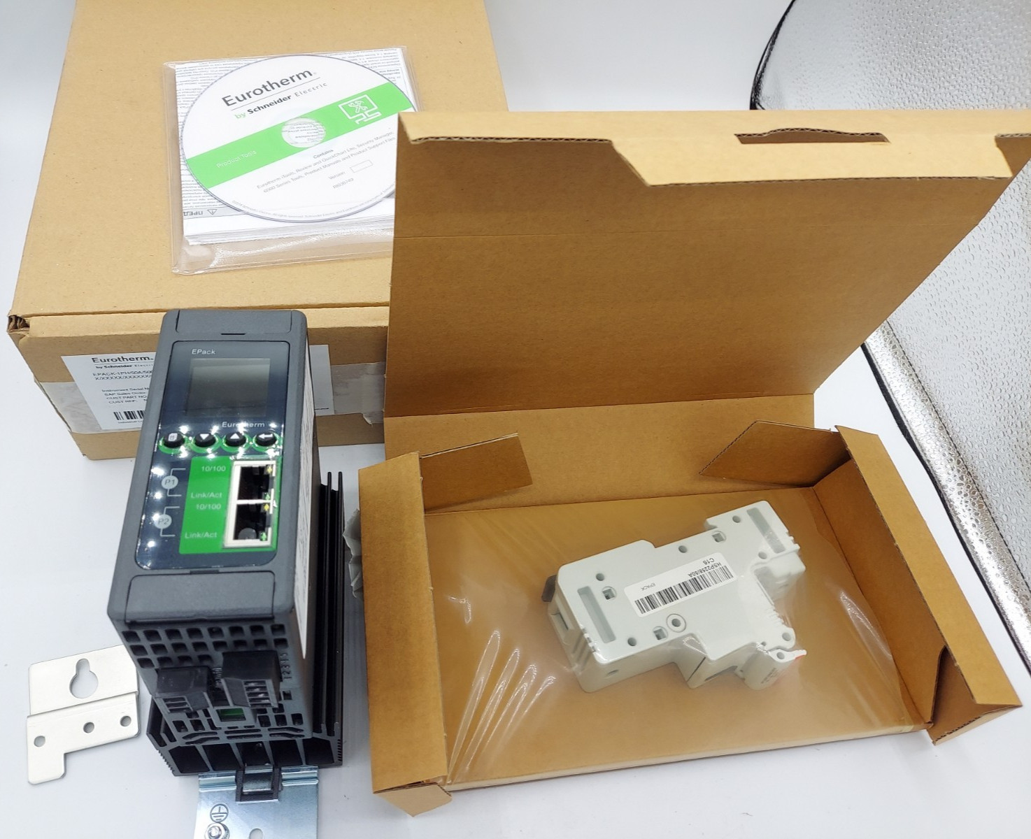 EUROTHERM EPACK-1PH /50A/500V/XXX/V2 POWER CONTROLLER Schneider *NEW AND SEALED*