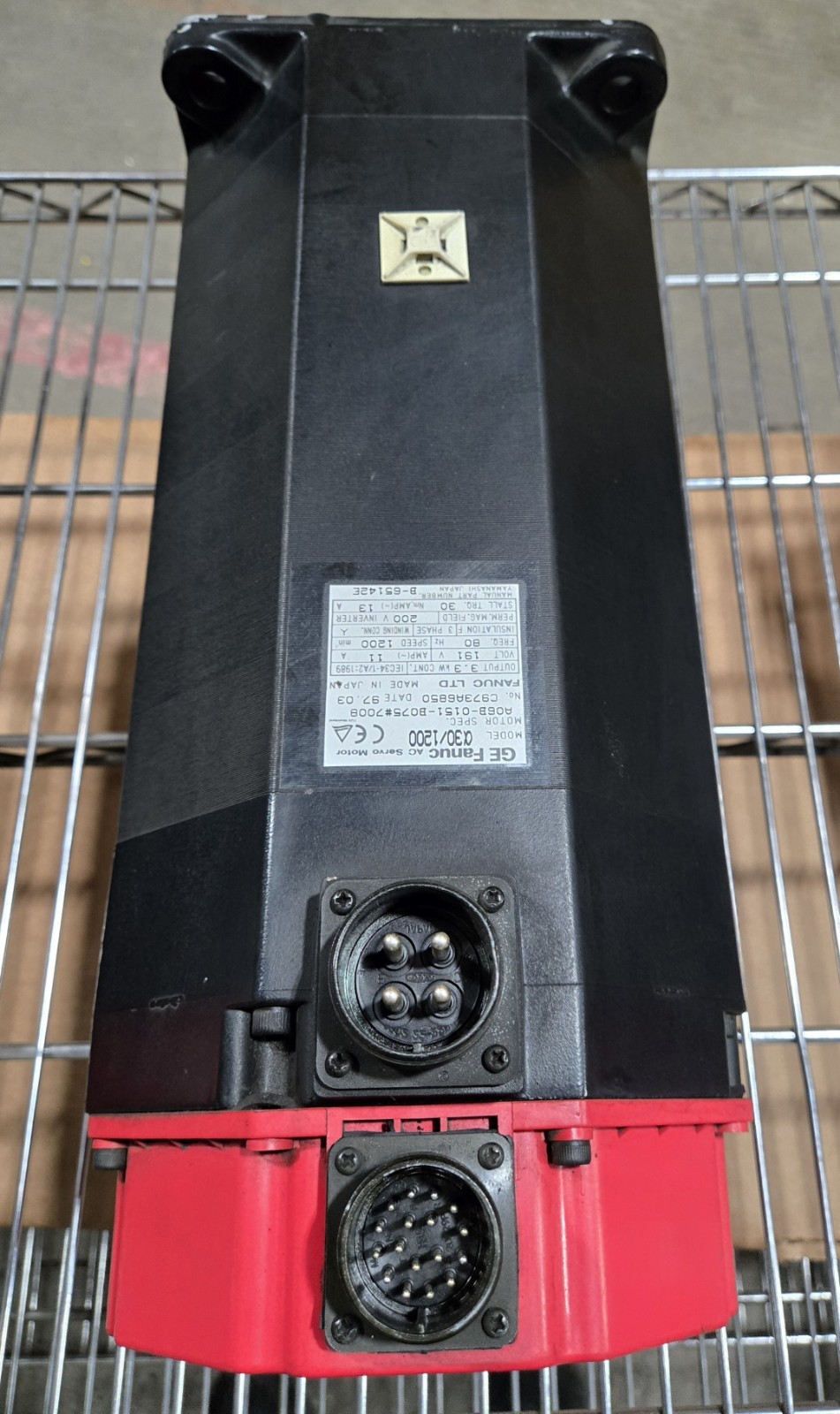 GE FANUC a30/1200 AC SERVO MOTOR A06B-0151-B075#7008. 3.3kW, 191V, 11A, 1200 RPM