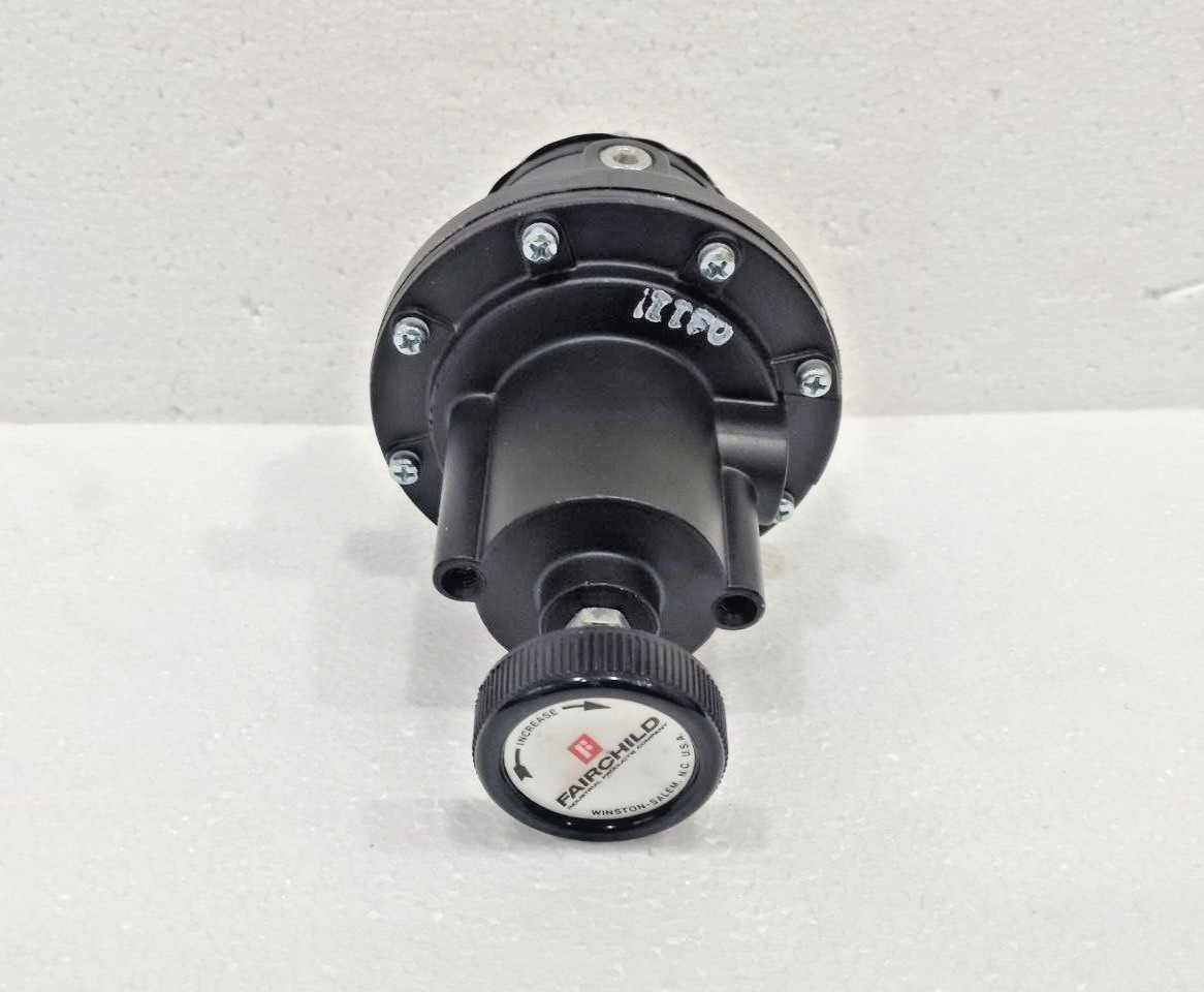 FAIRCHILD INDUSTRIAL 4000A 4064A PRECISION PRESSURE REGULATOR 250 PSI NEW